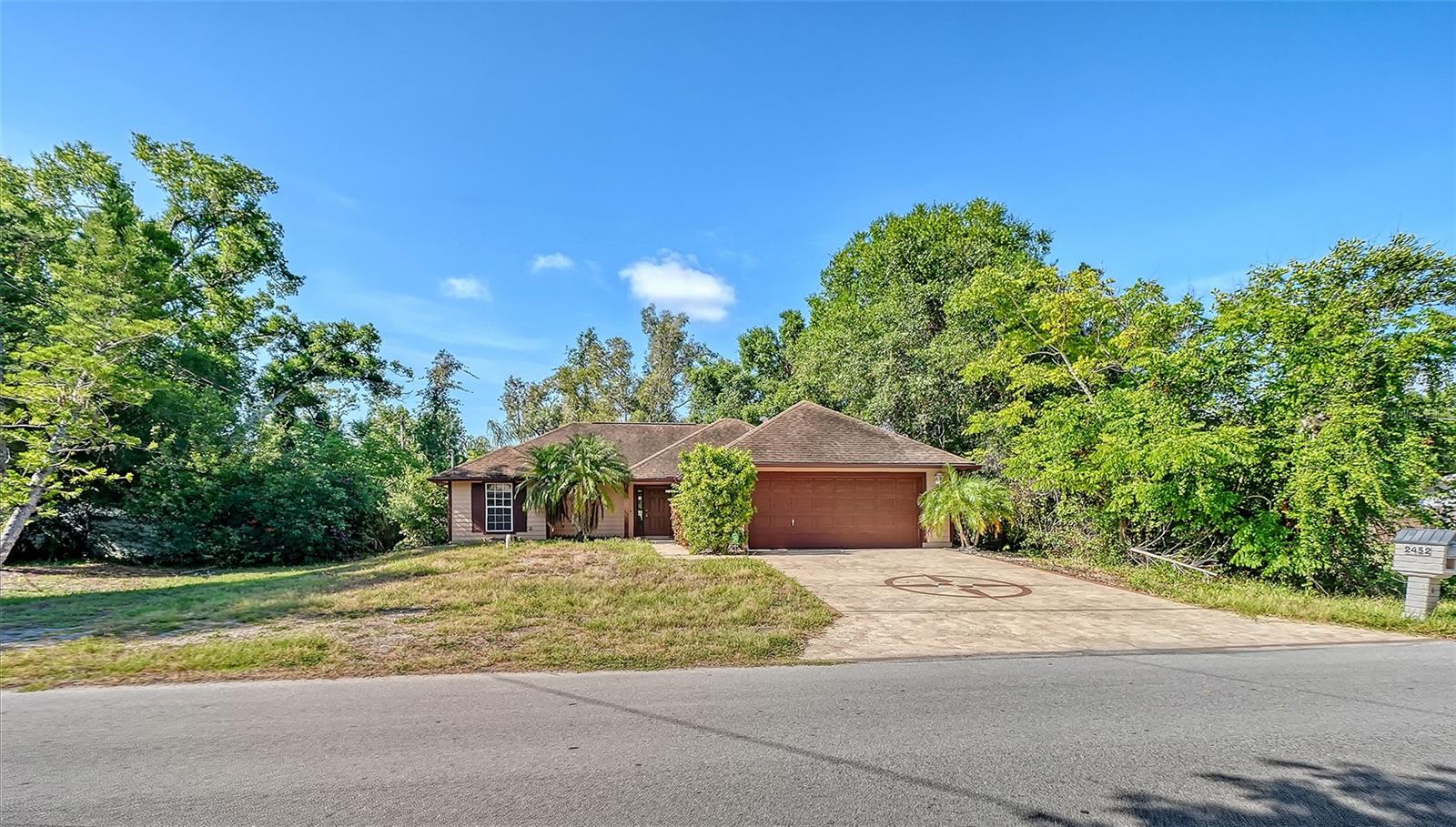 2452 ASHTON RD