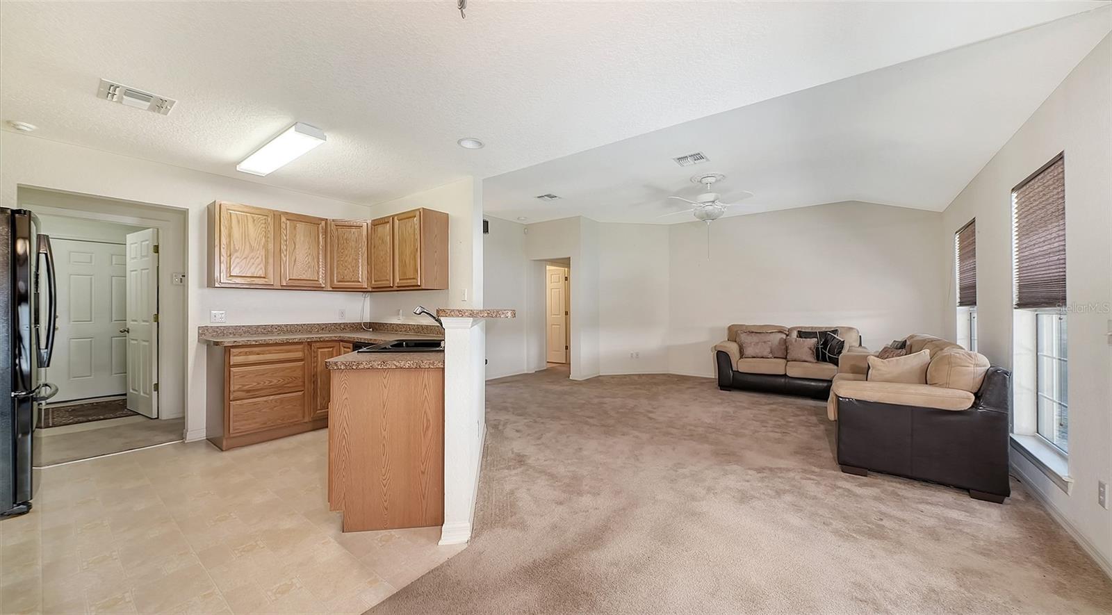 2452 ASHTON RD