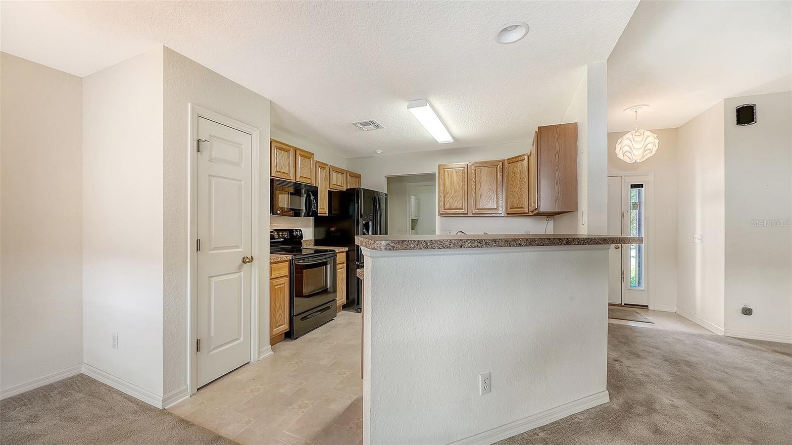 2452 ASHTON RD