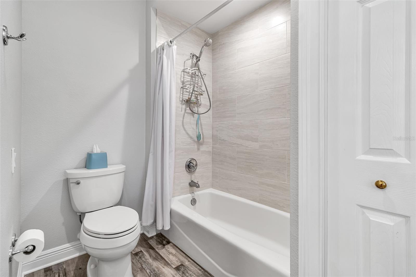 362 MACEWEN DR