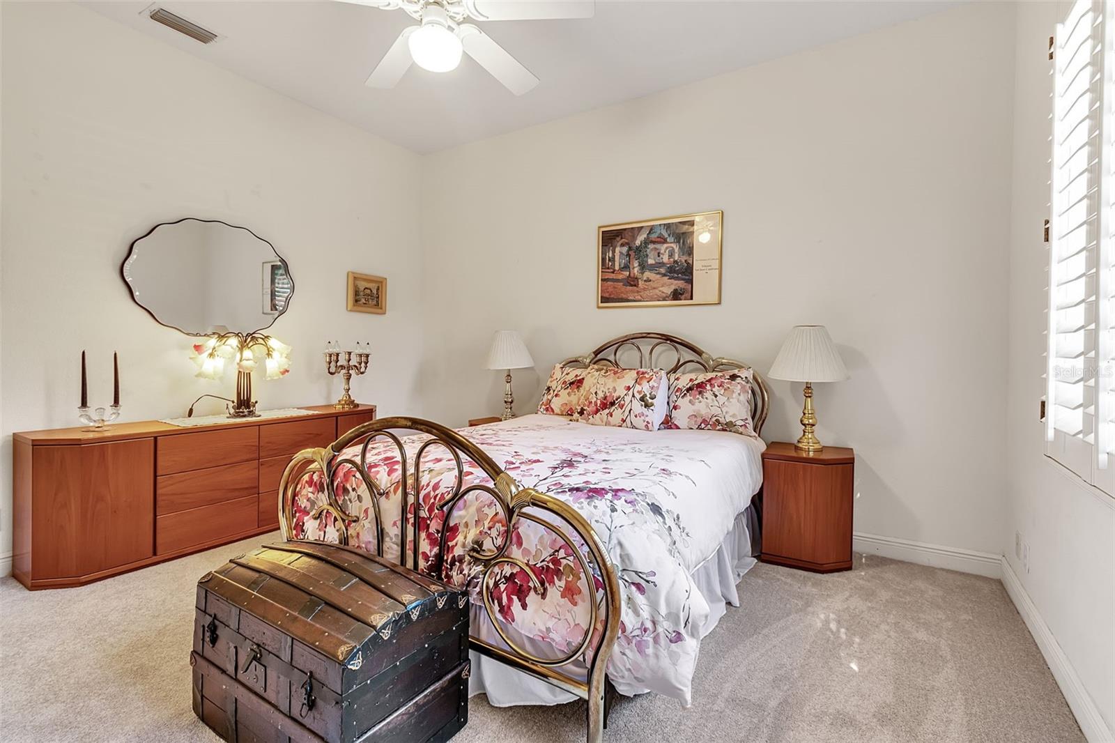 362 MACEWEN DR