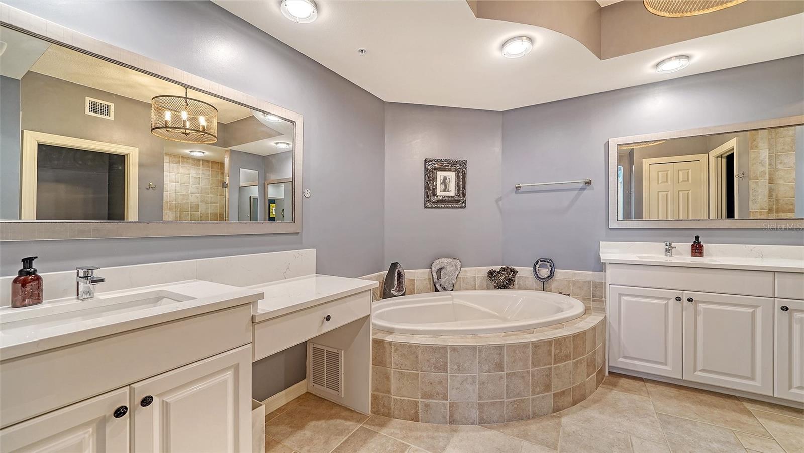 401 N POINT RD #303
