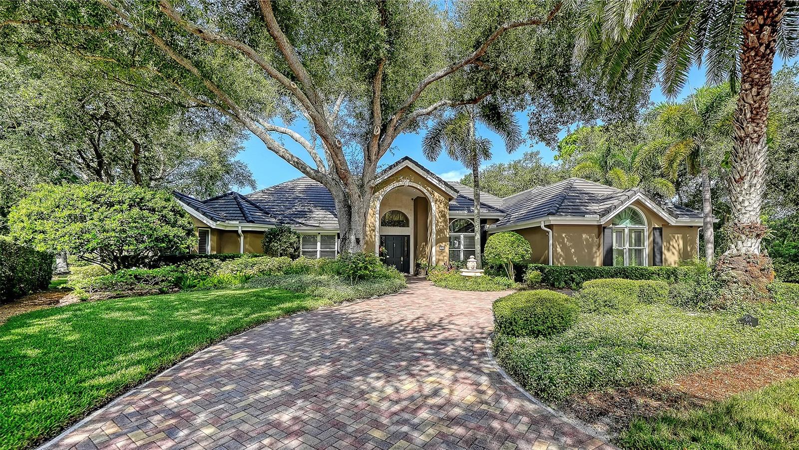 662 FERNWALK LN