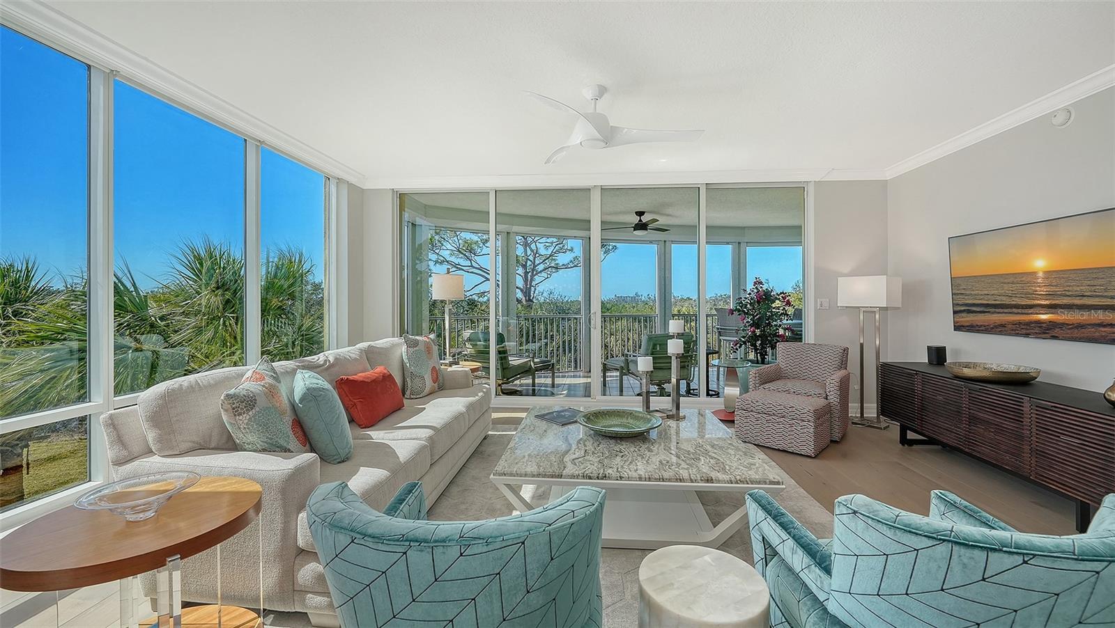 385 N POINT RD #301