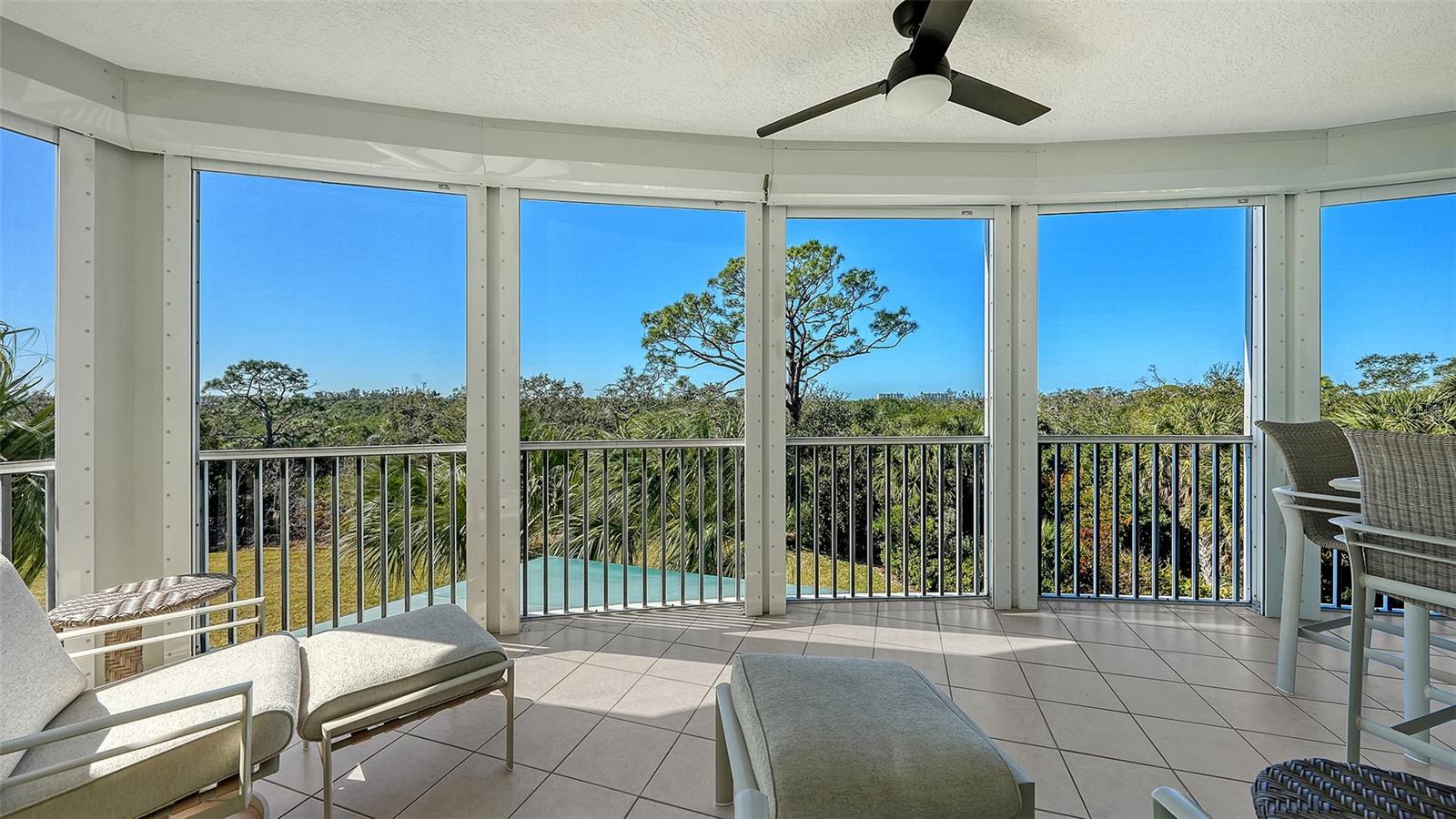 385 N POINT RD #301