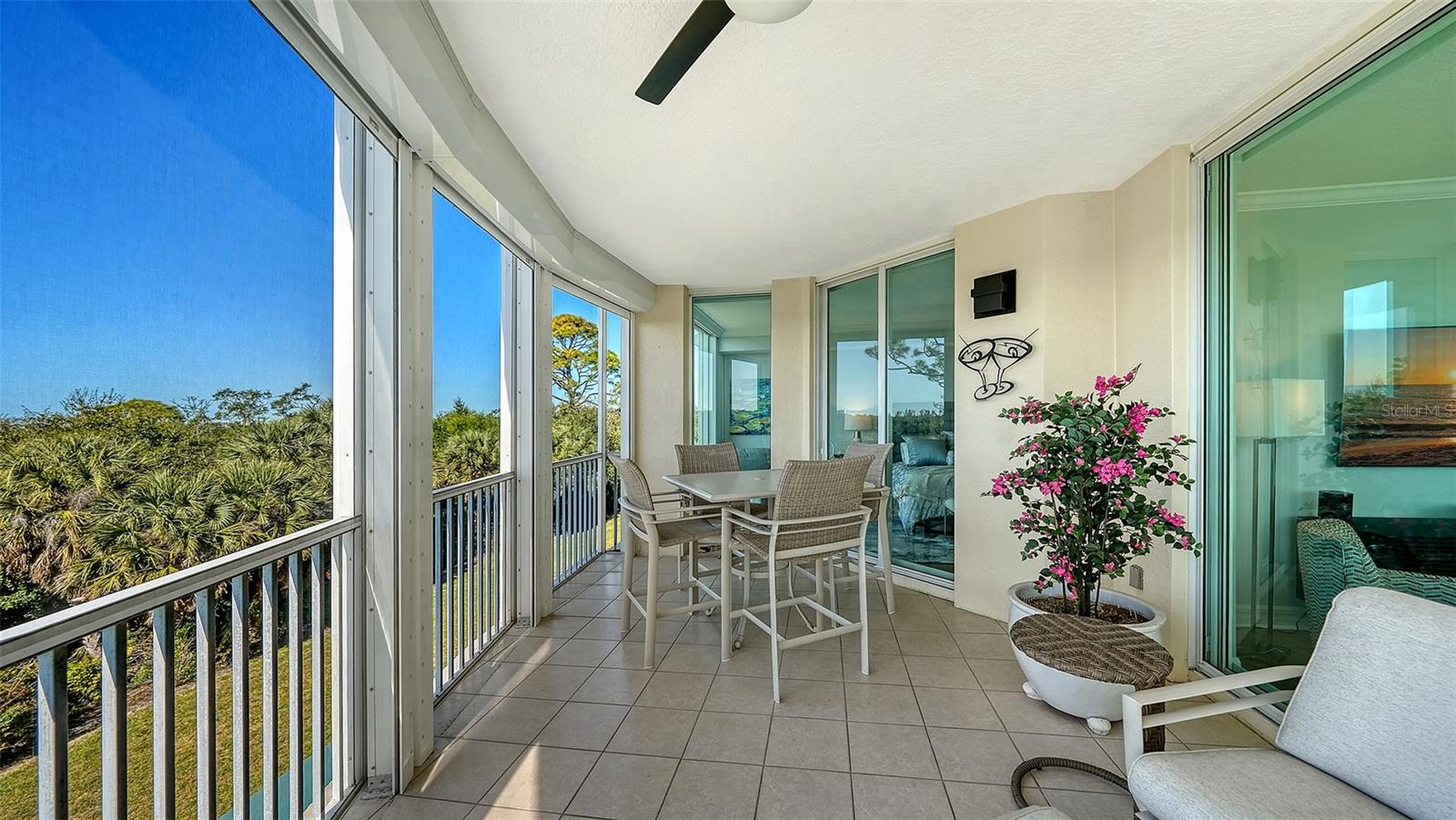 385 N POINT RD #301