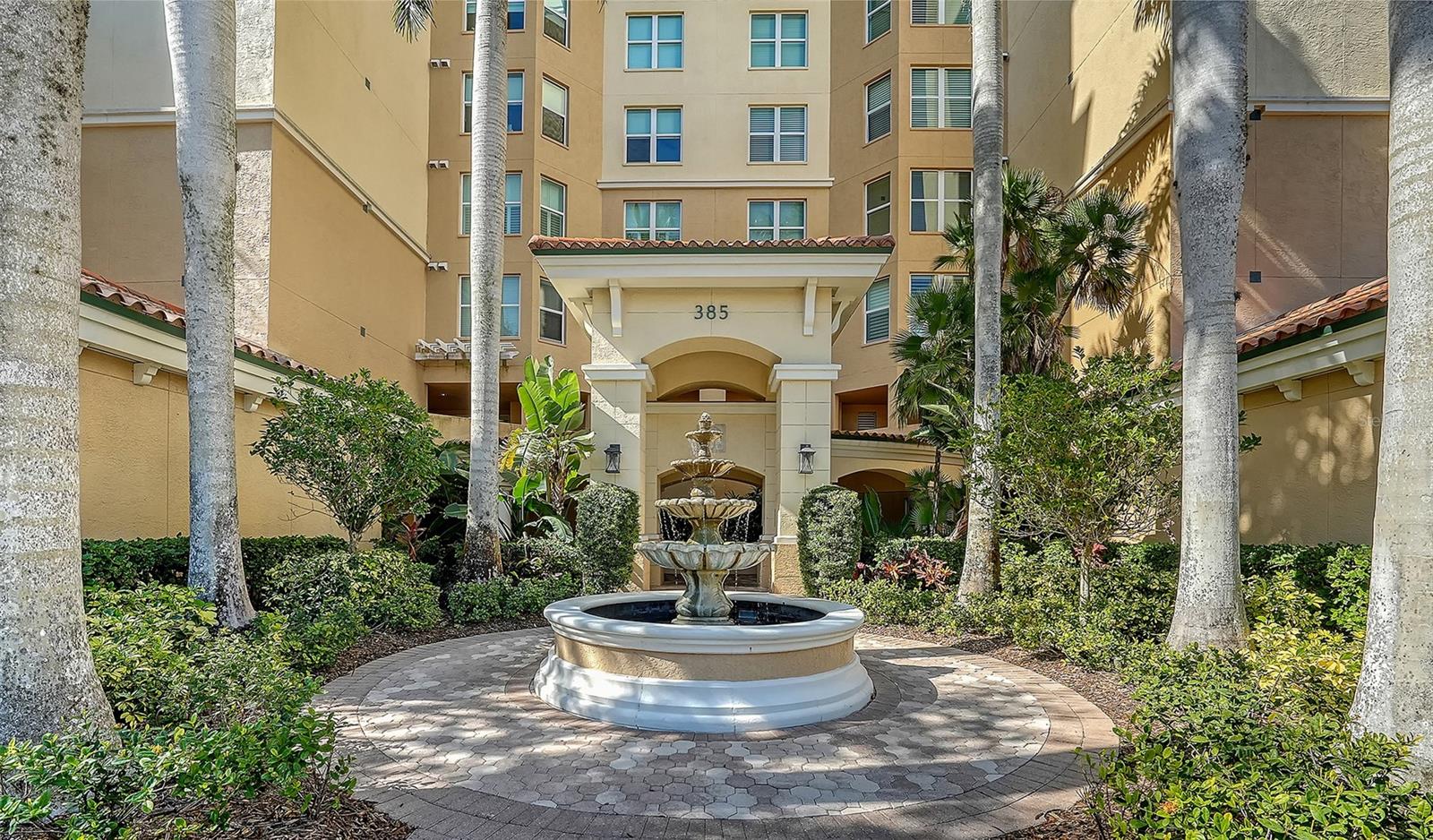 385 N POINT RD #301