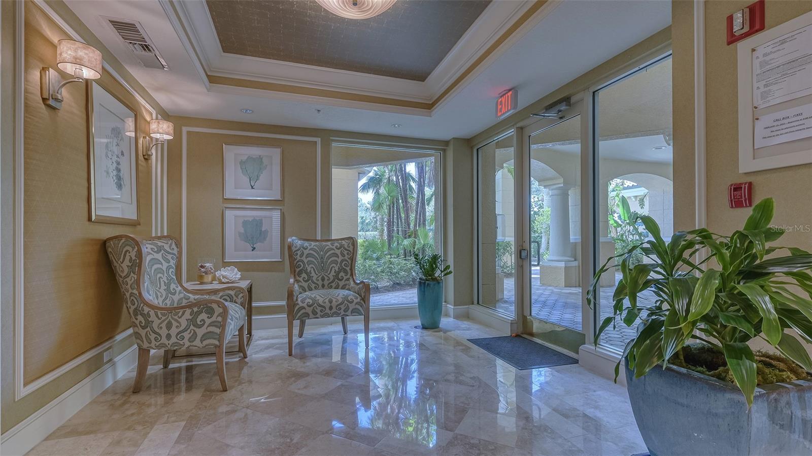 385 N POINT RD #301