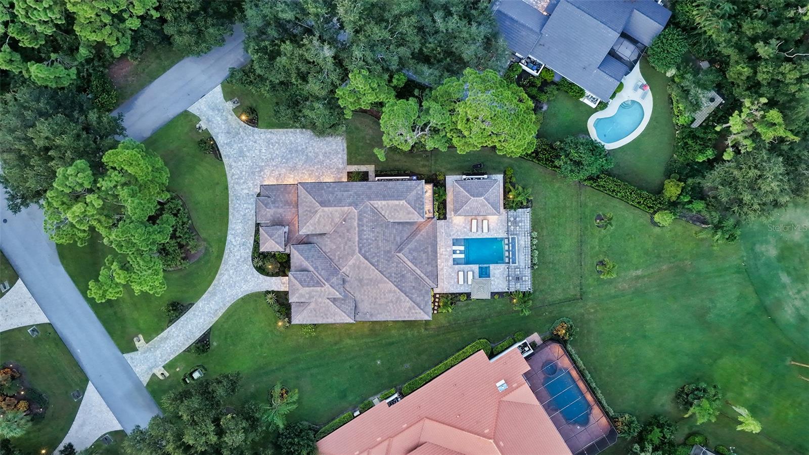 650 OAKS CREEK CT