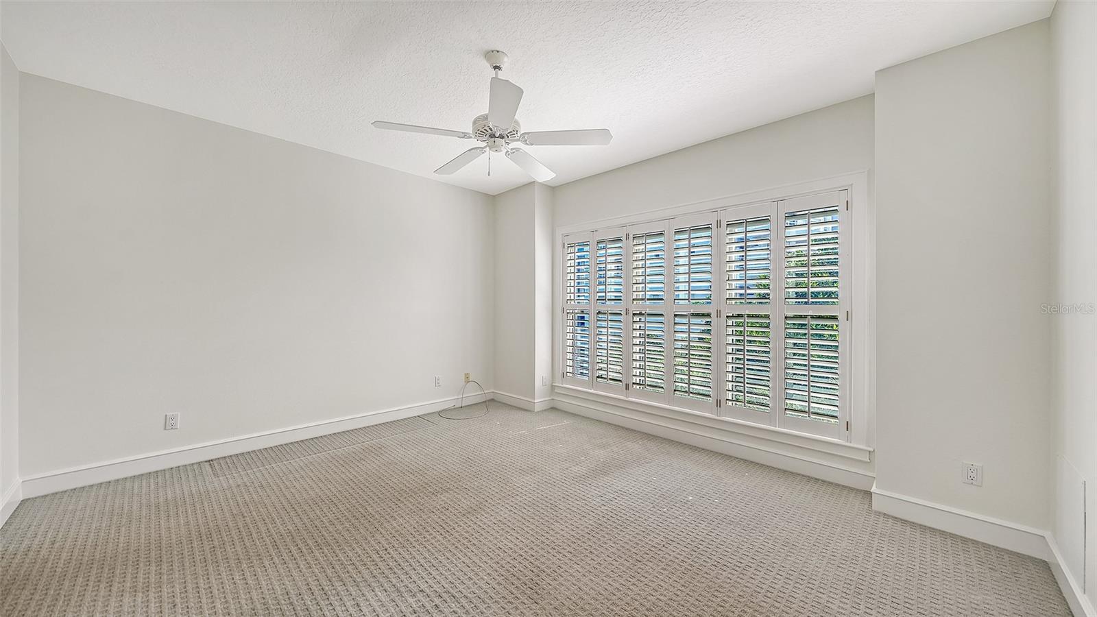 2550 HARBOURSIDE DR #334