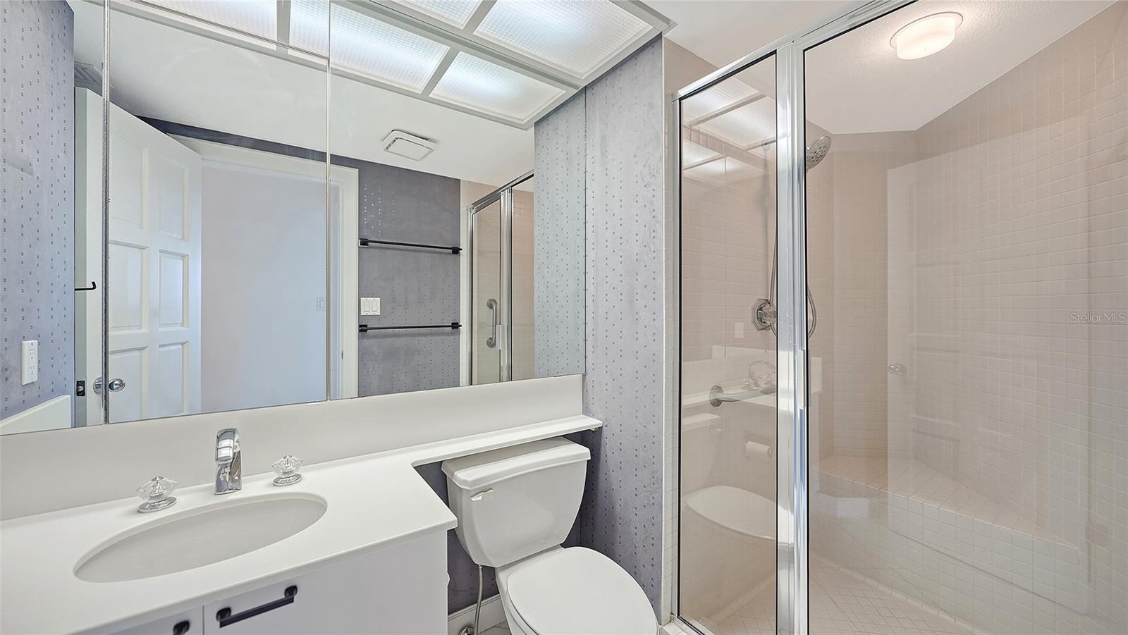 2550 HARBOURSIDE DR #334