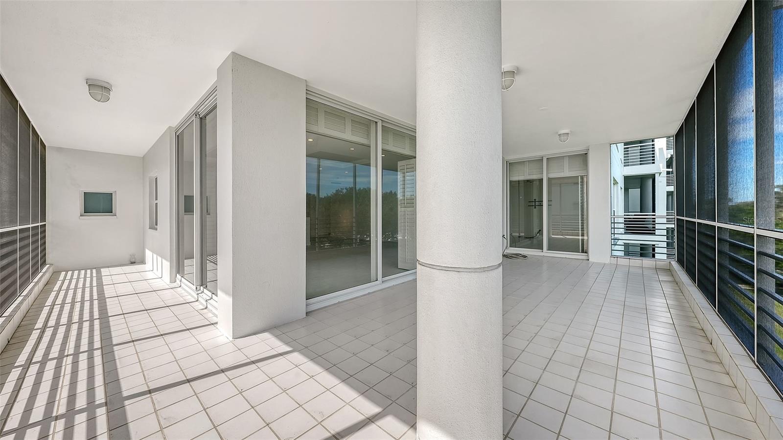 2550 HARBOURSIDE DR #334