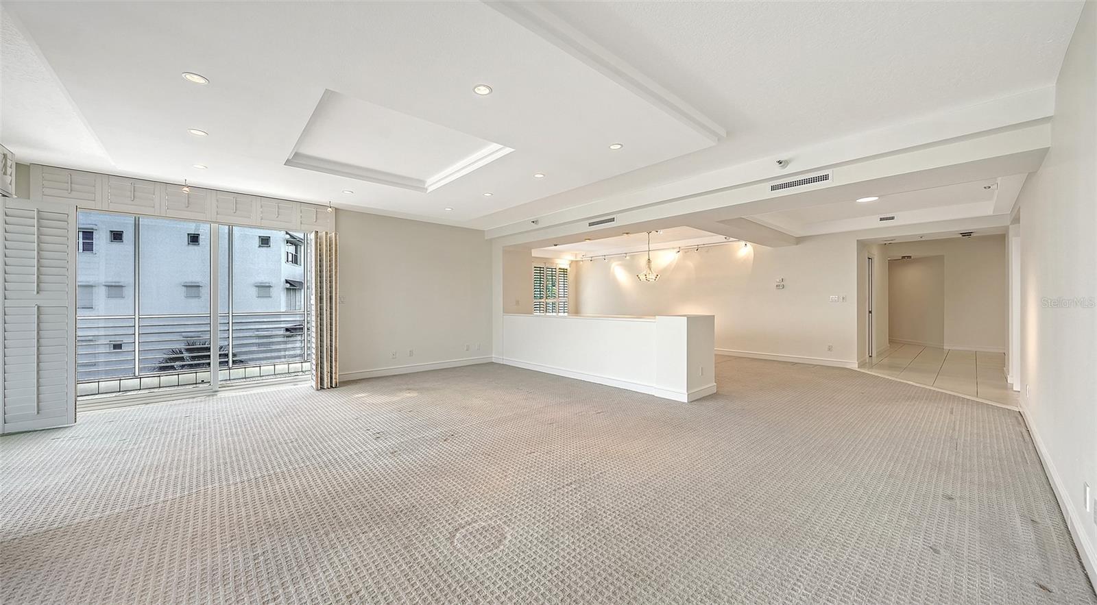 2550 HARBOURSIDE DR #334