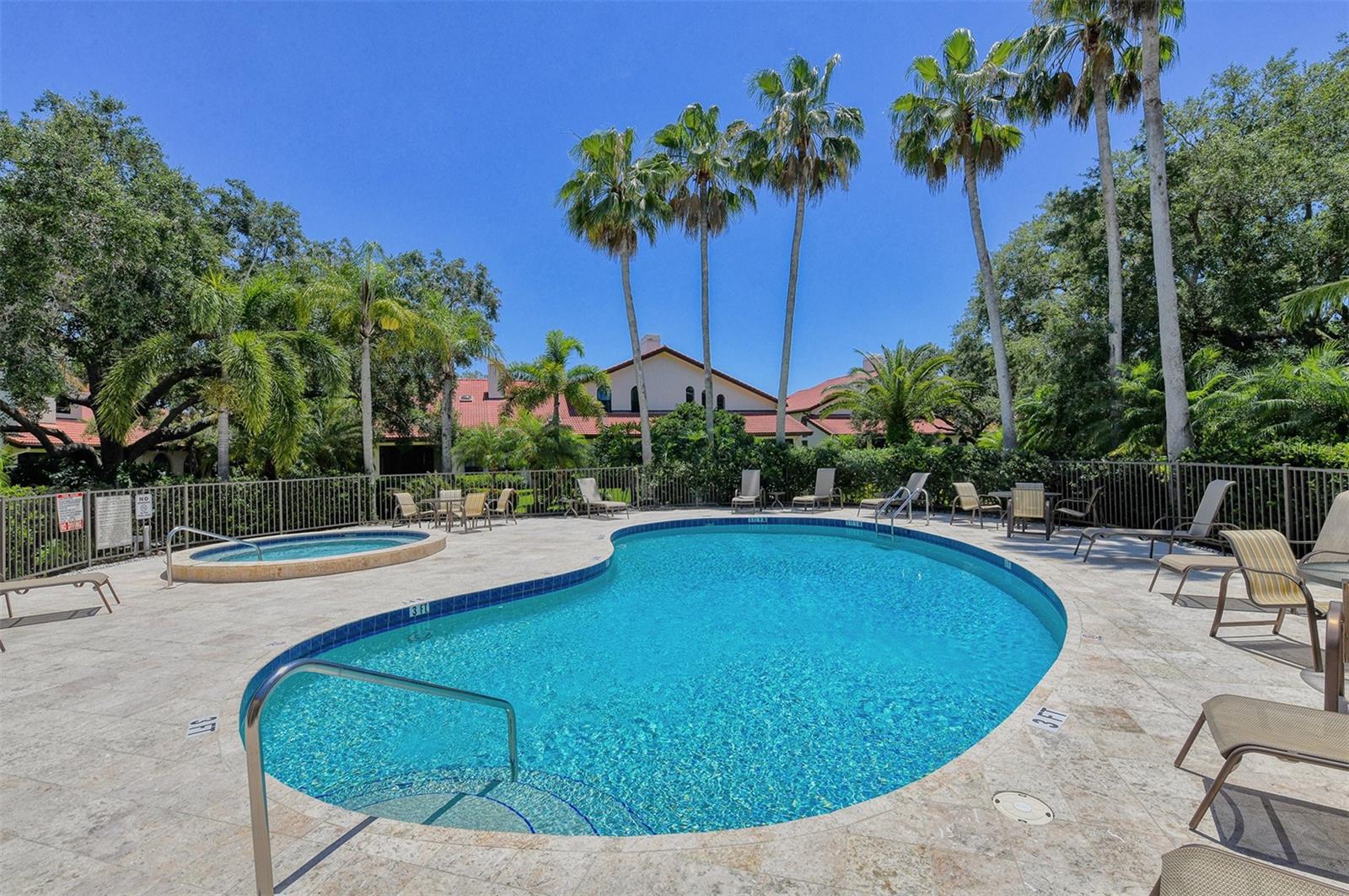 4543 LAS BRISAS LN
