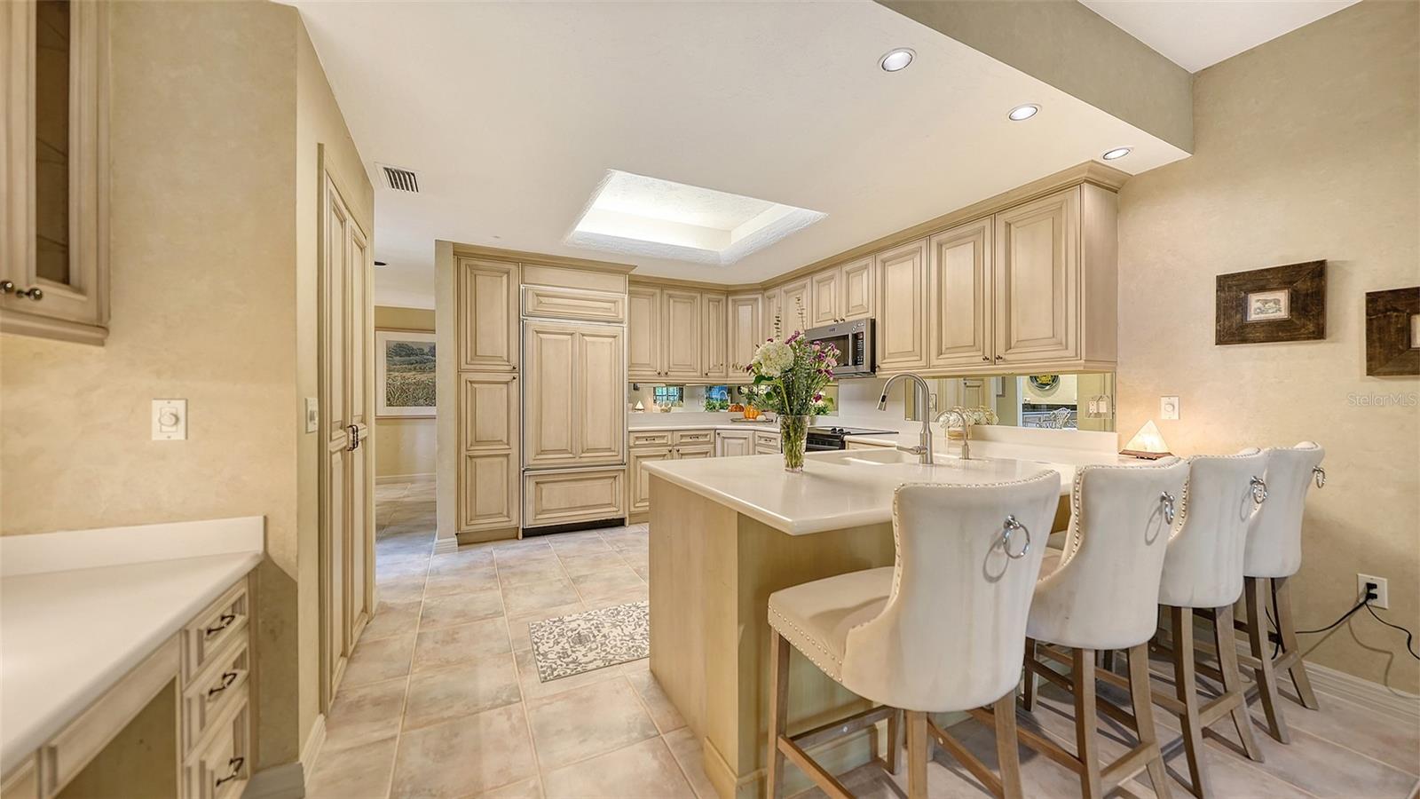 4543 LAS BRISAS LN