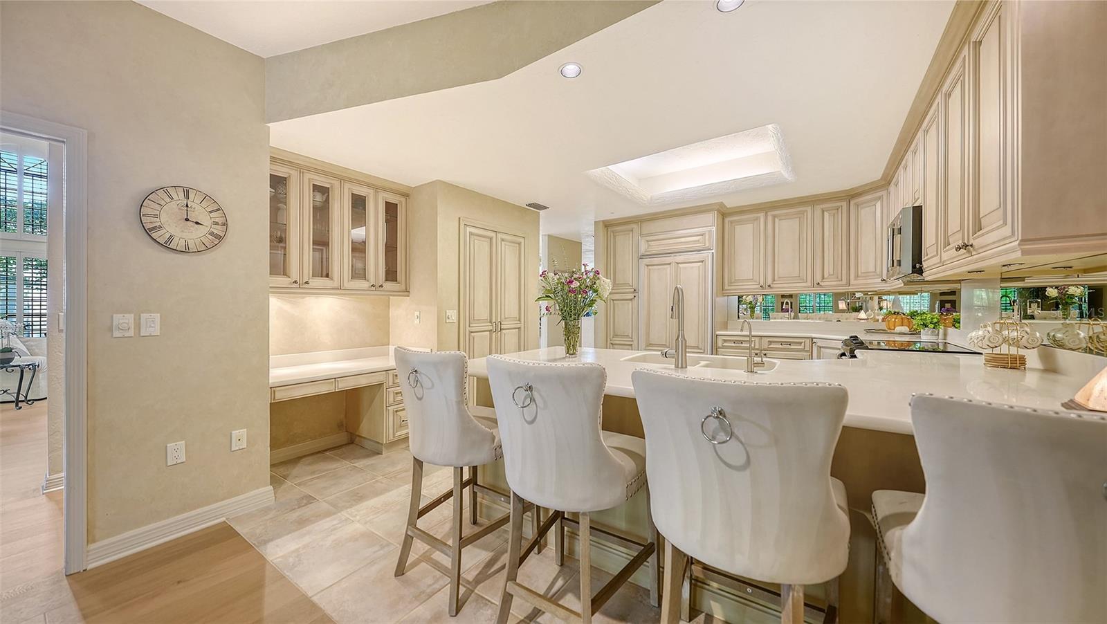 4543 LAS BRISAS LN