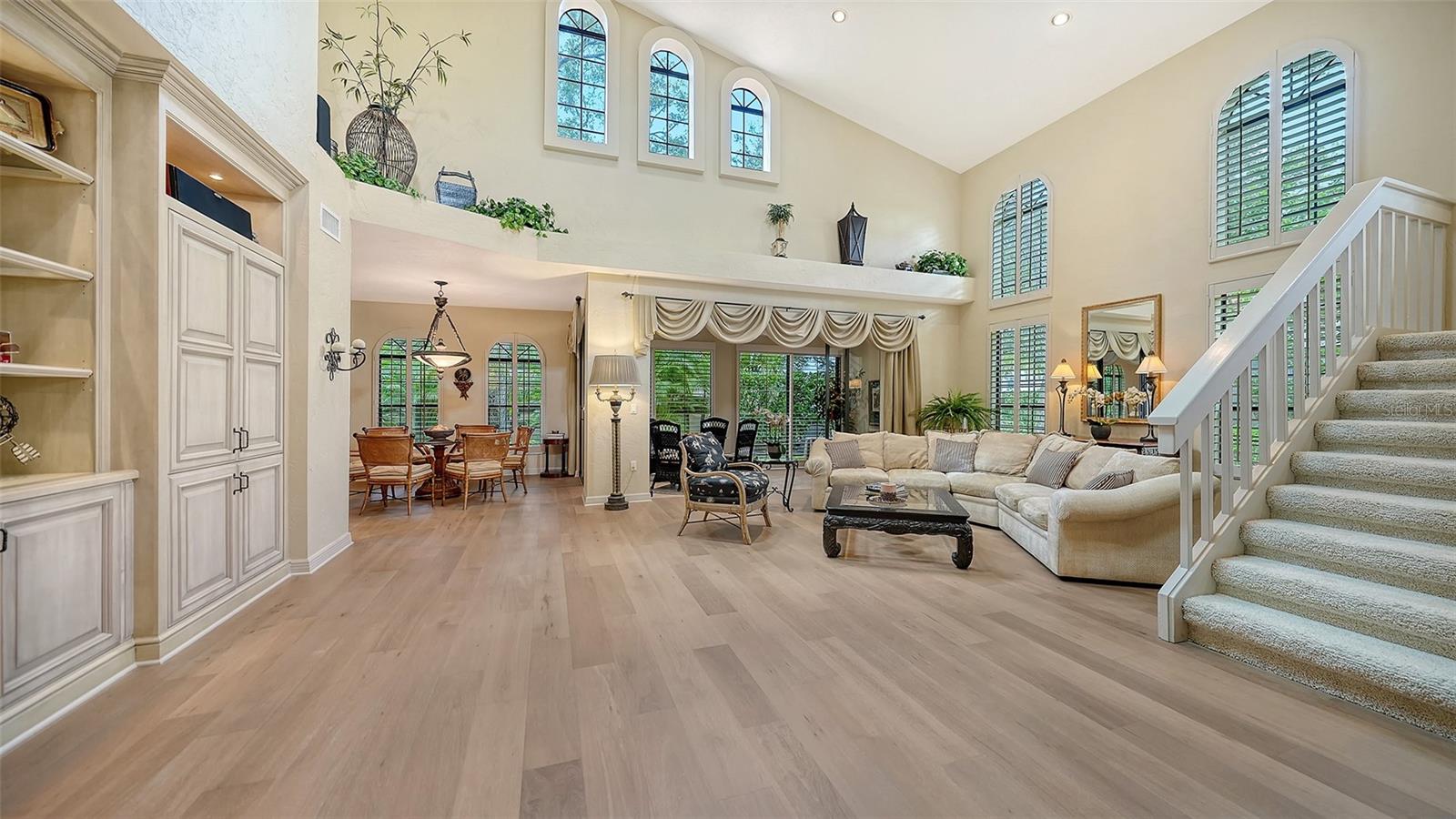 4543 LAS BRISAS LN