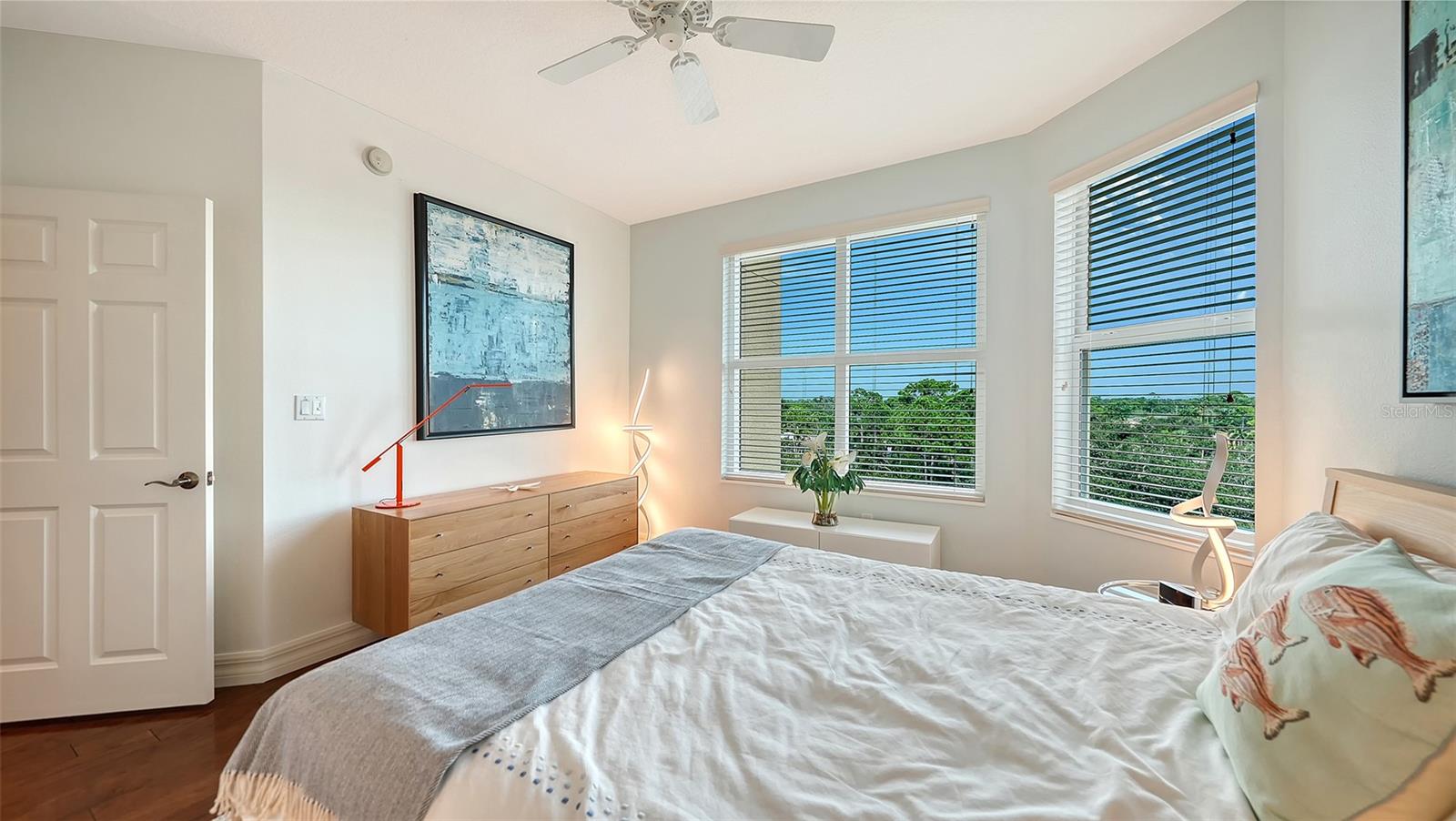 409 N POINT RD #601