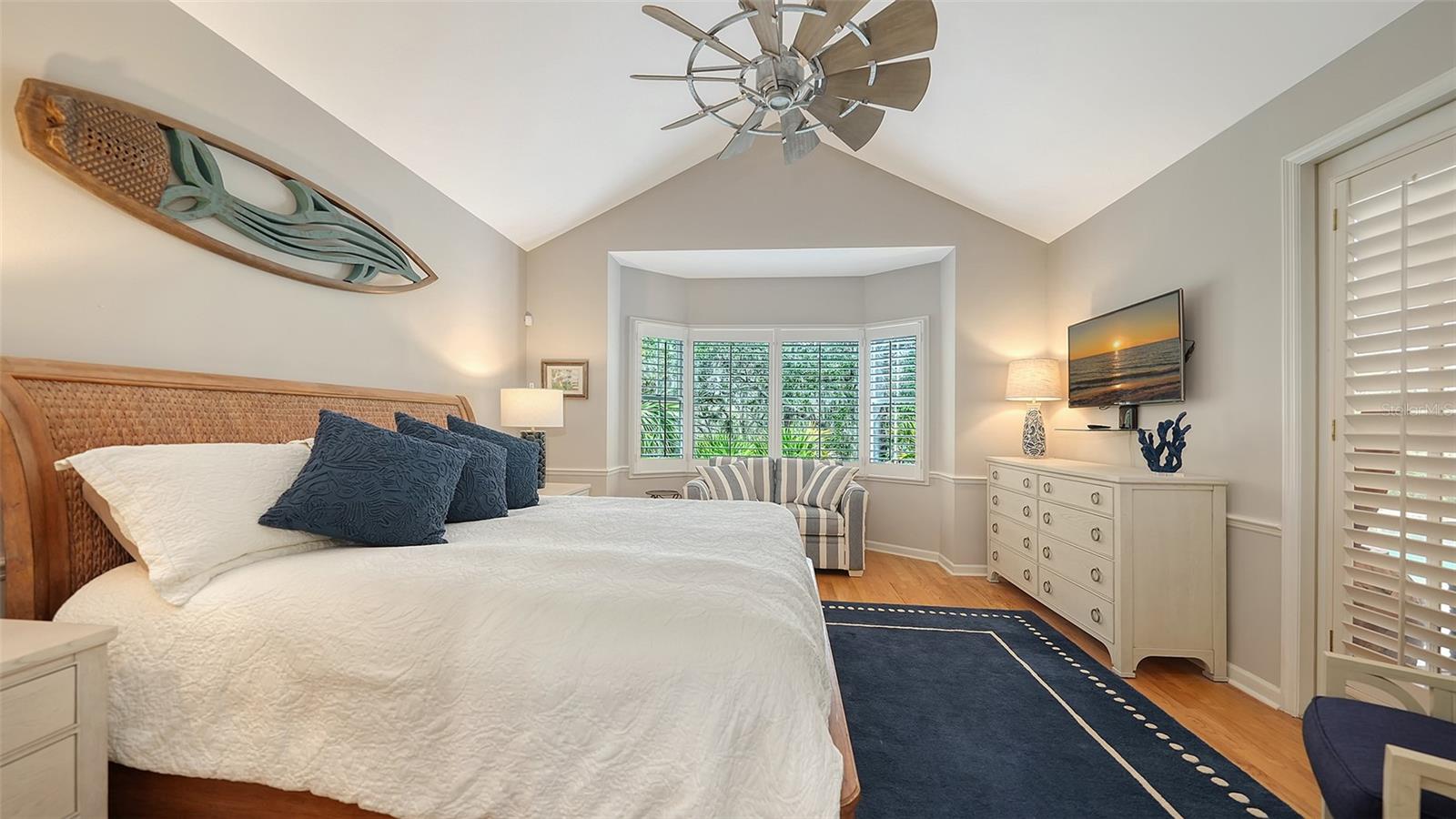 156 BISHOPSCOURT RD