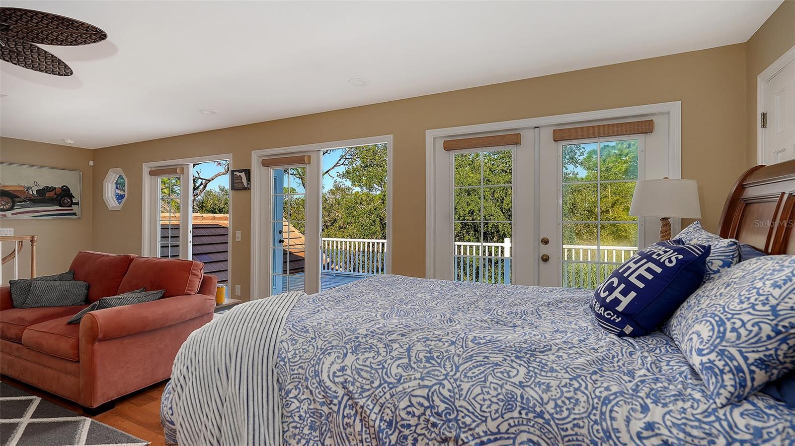156 BISHOPSCOURT RD