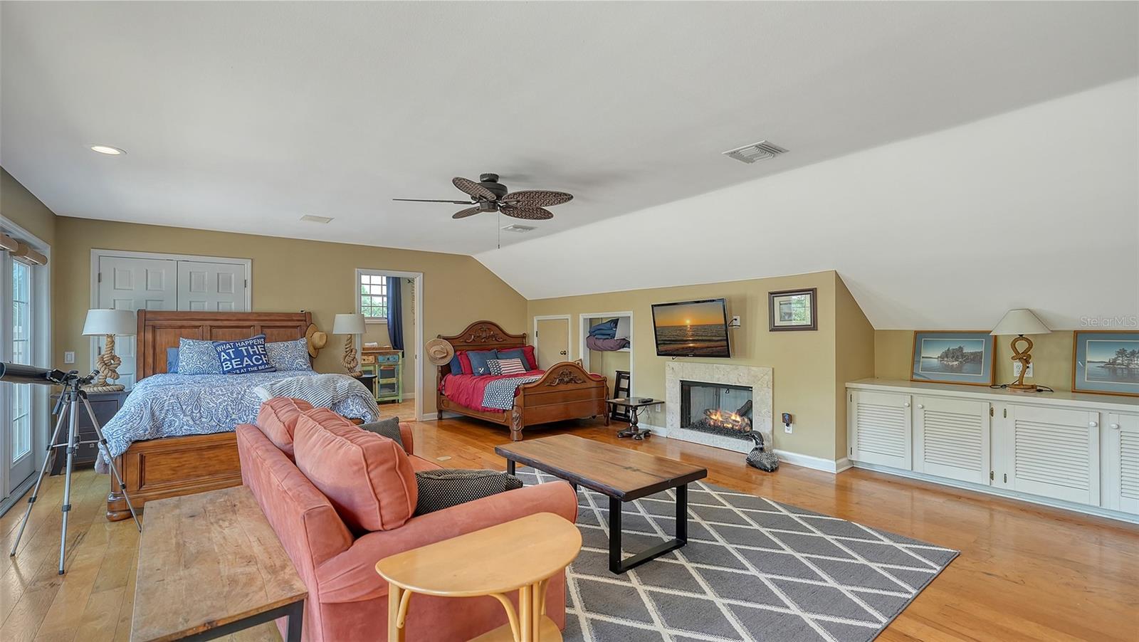 156 BISHOPSCOURT RD