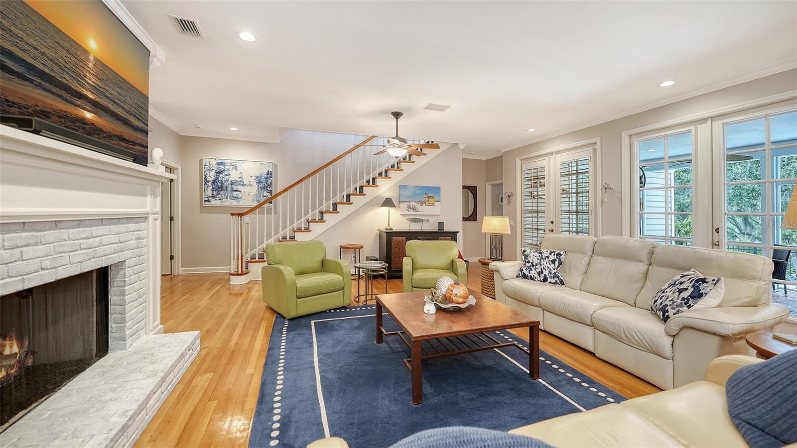 156 BISHOPSCOURT RD