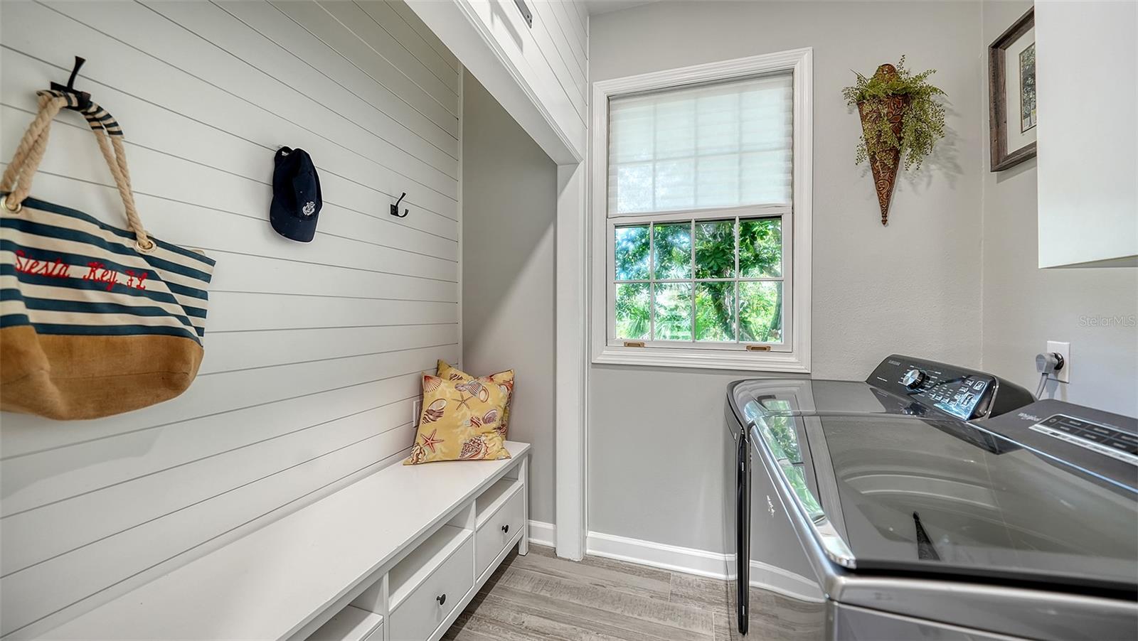 156 BISHOPSCOURT RD