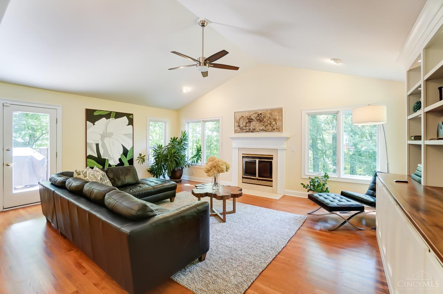 5877 Crittenden Drive