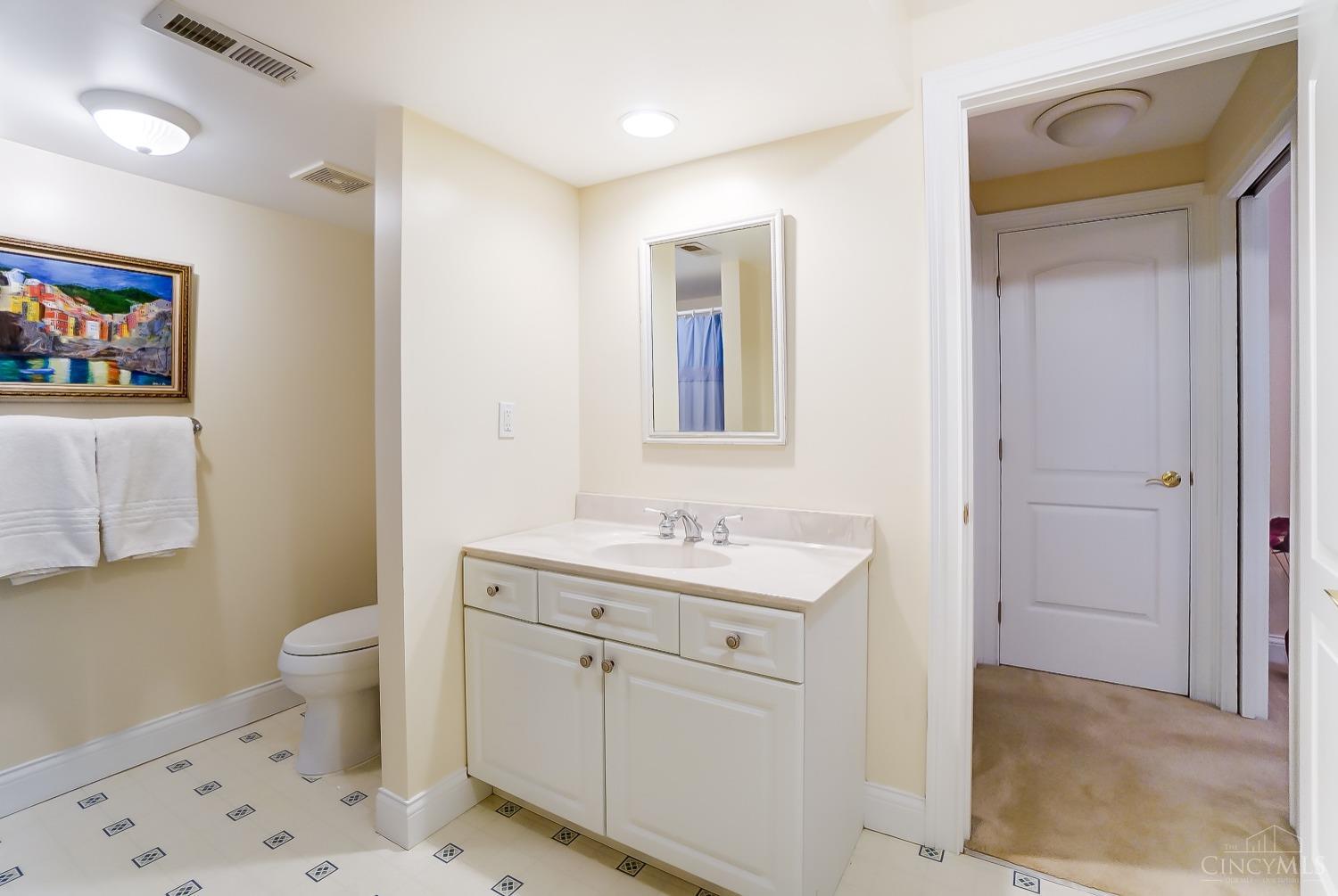 5877 Crittenden Drive