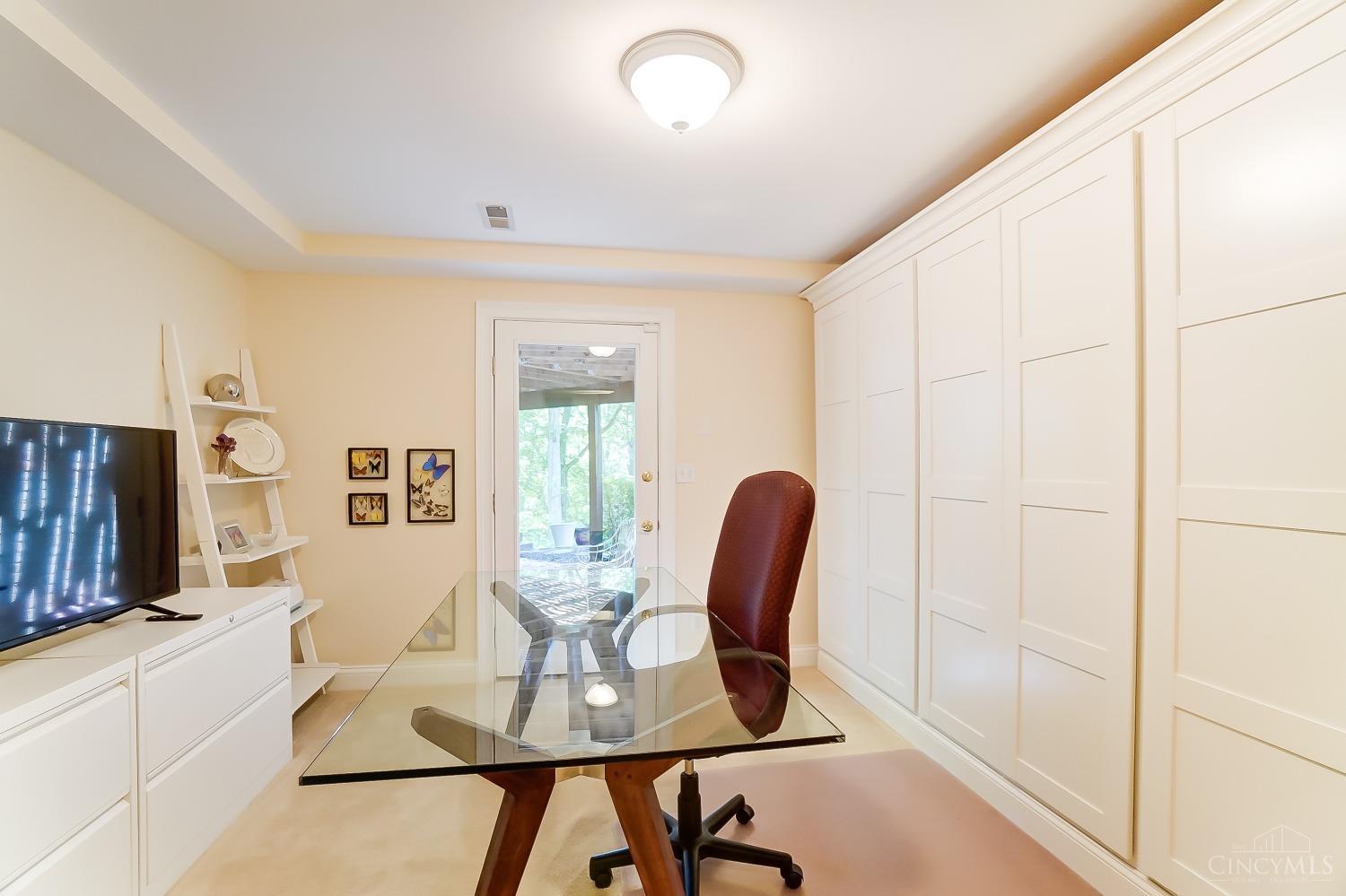 5877 Crittenden Drive