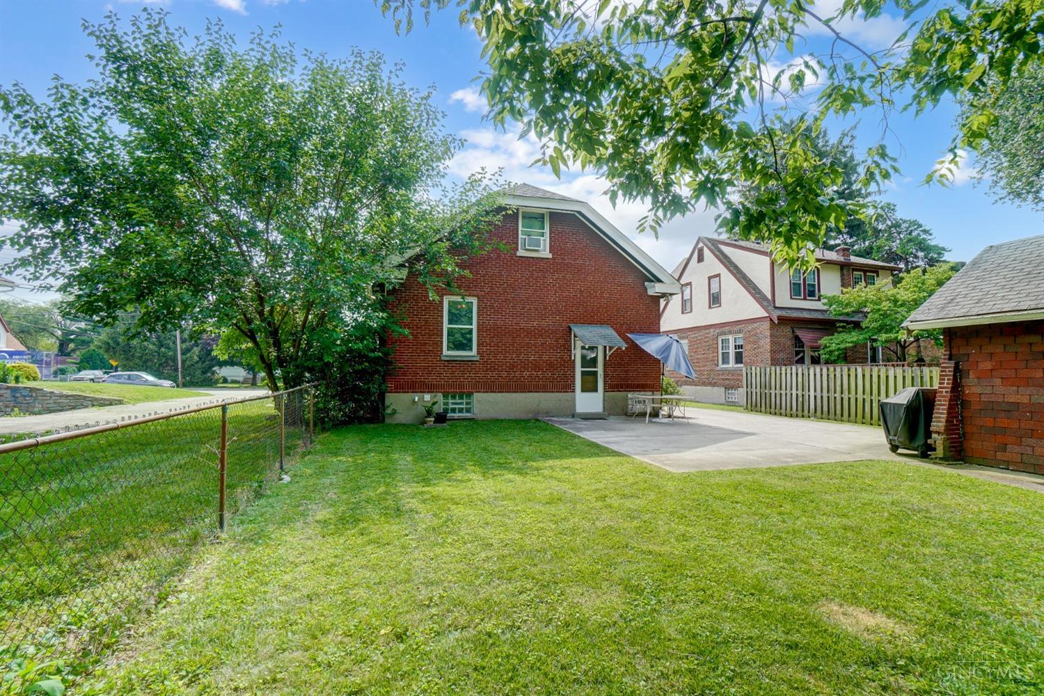 7227 Plainfield Road