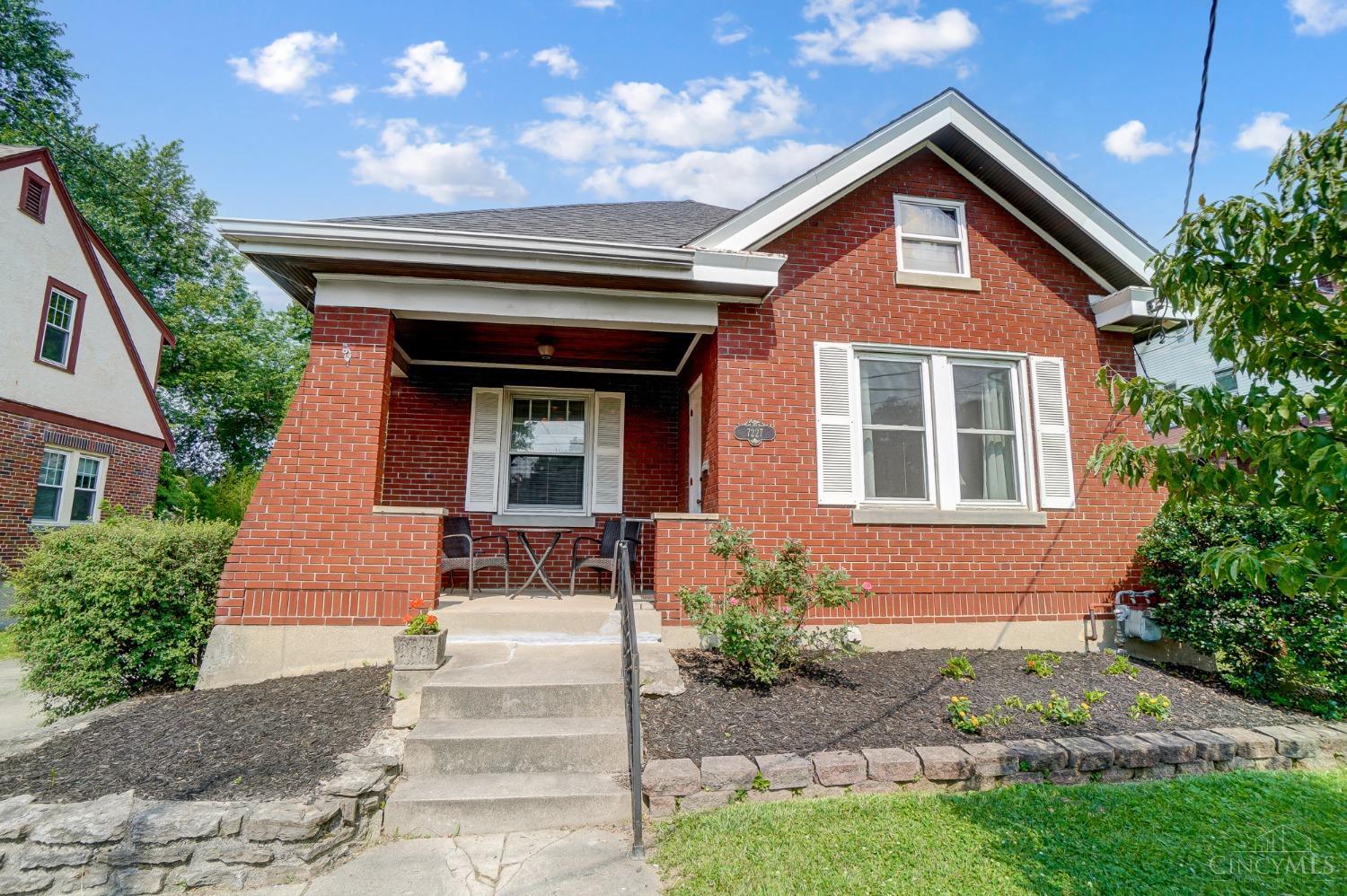 7227 Plainfield Road