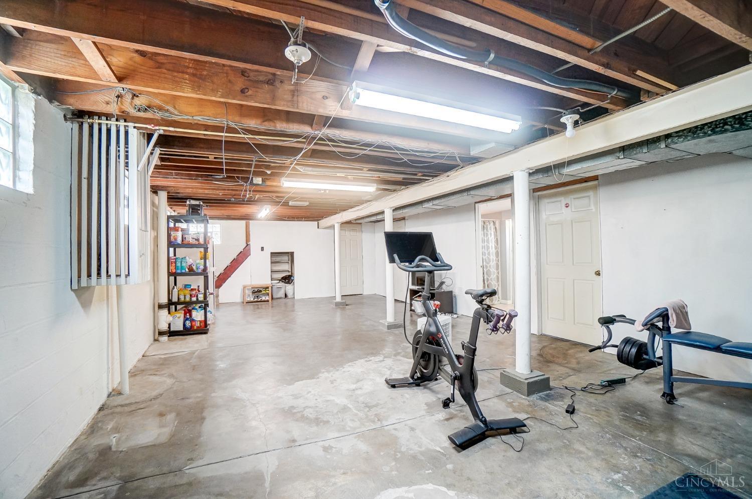 7227 Plainfield Road