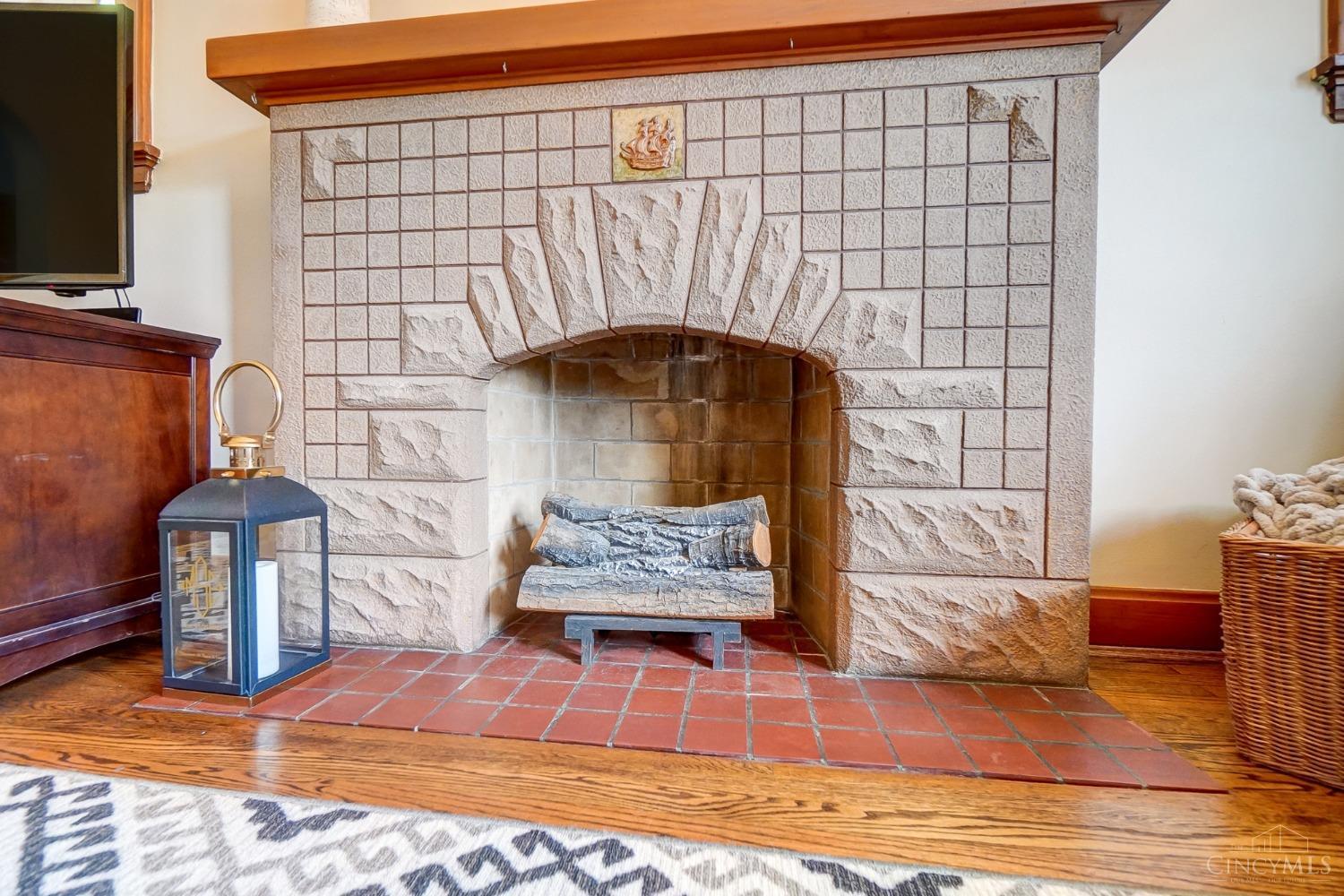 7227 Plainfield Road