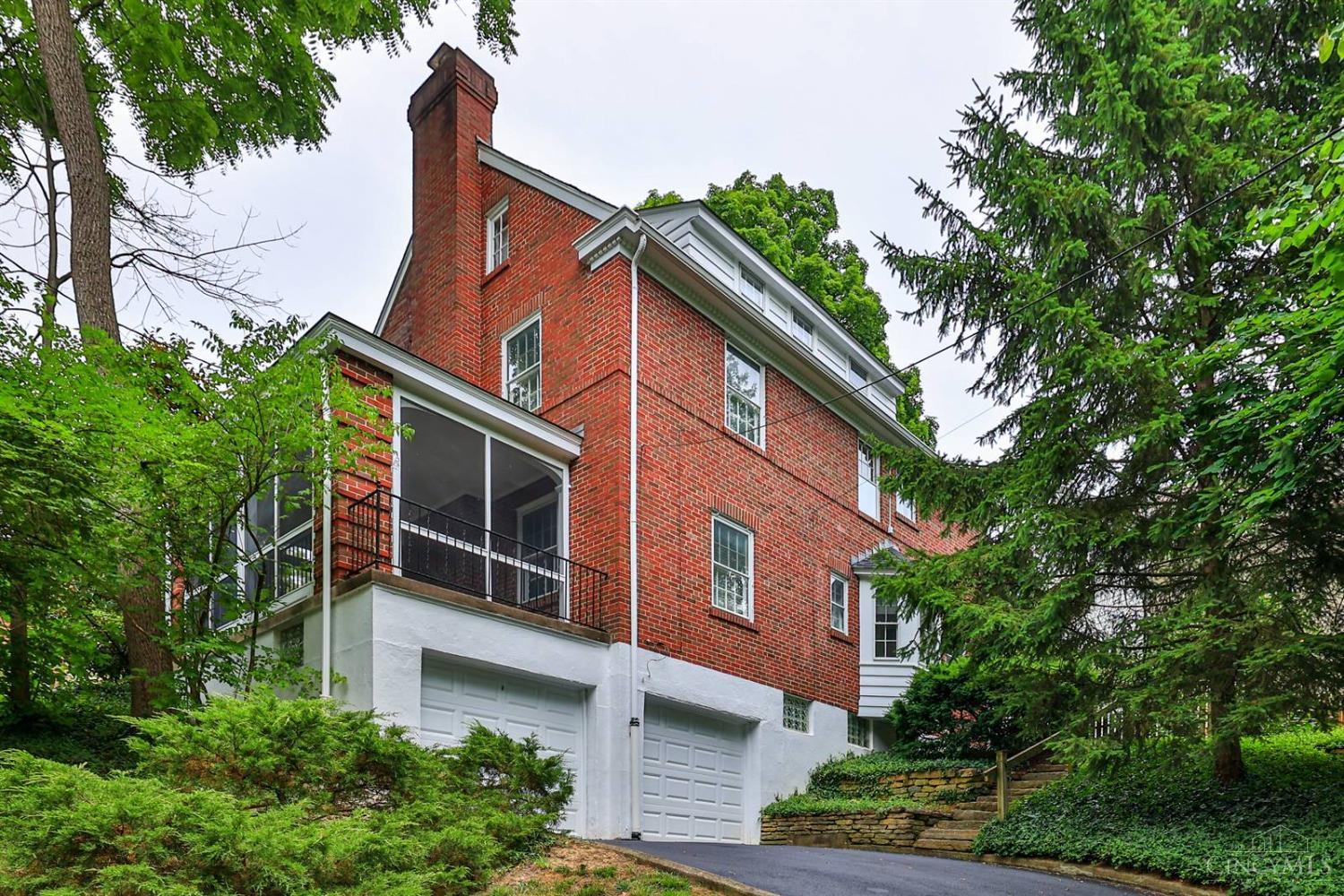 1025 Richwood Circle