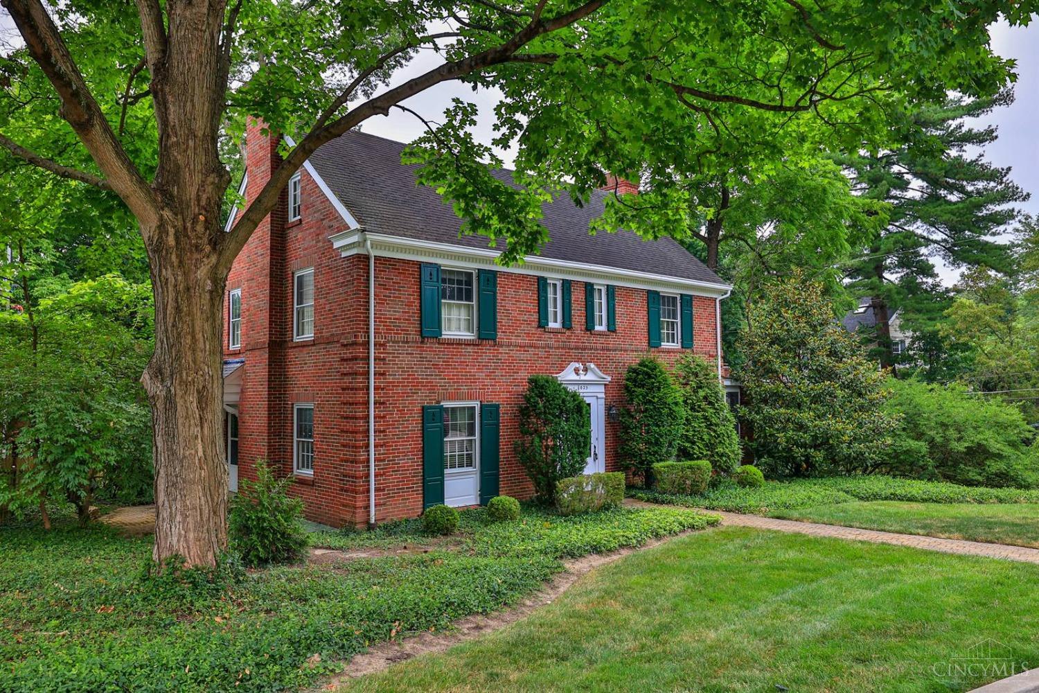 1025 Richwood Circle