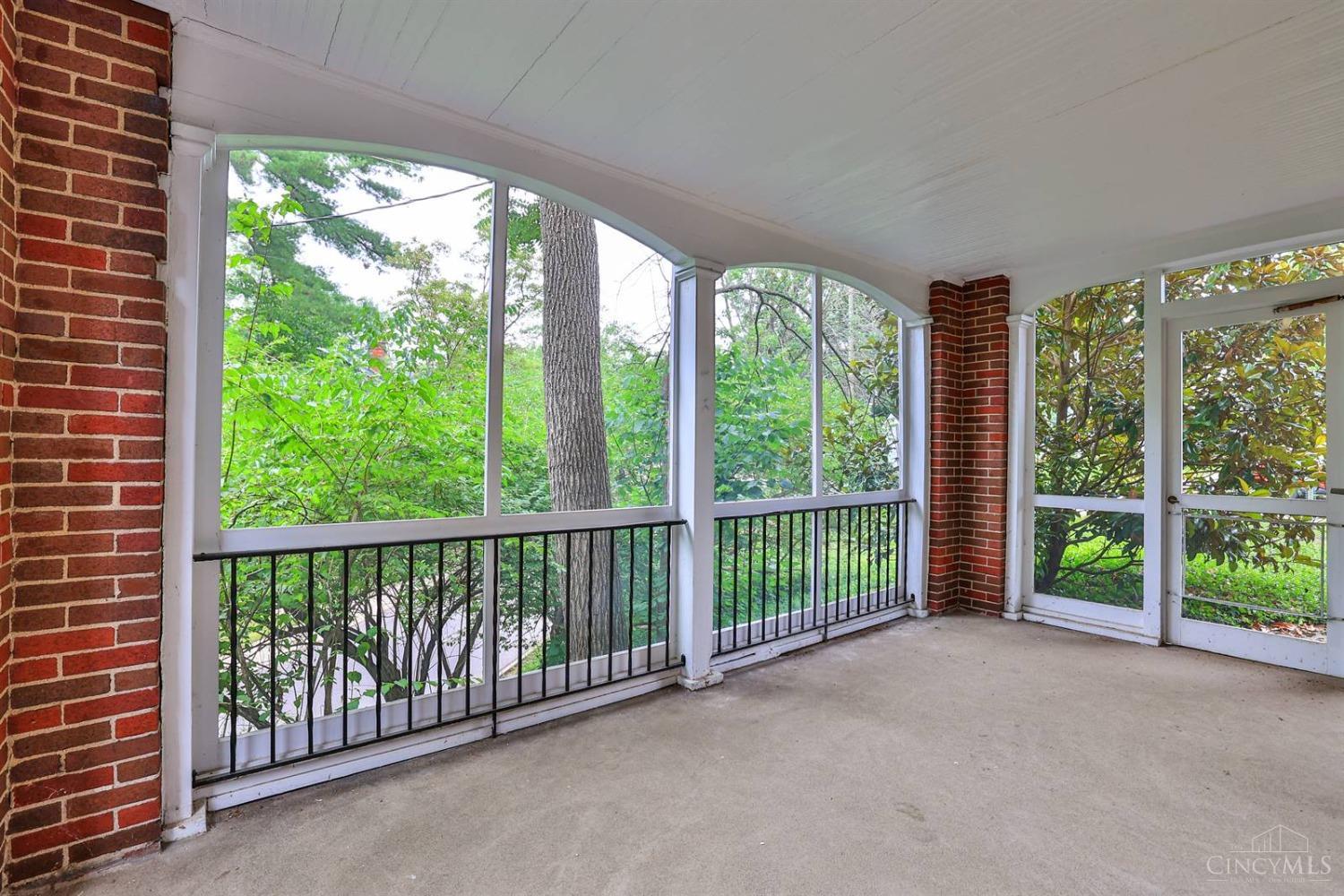 1025 Richwood Circle