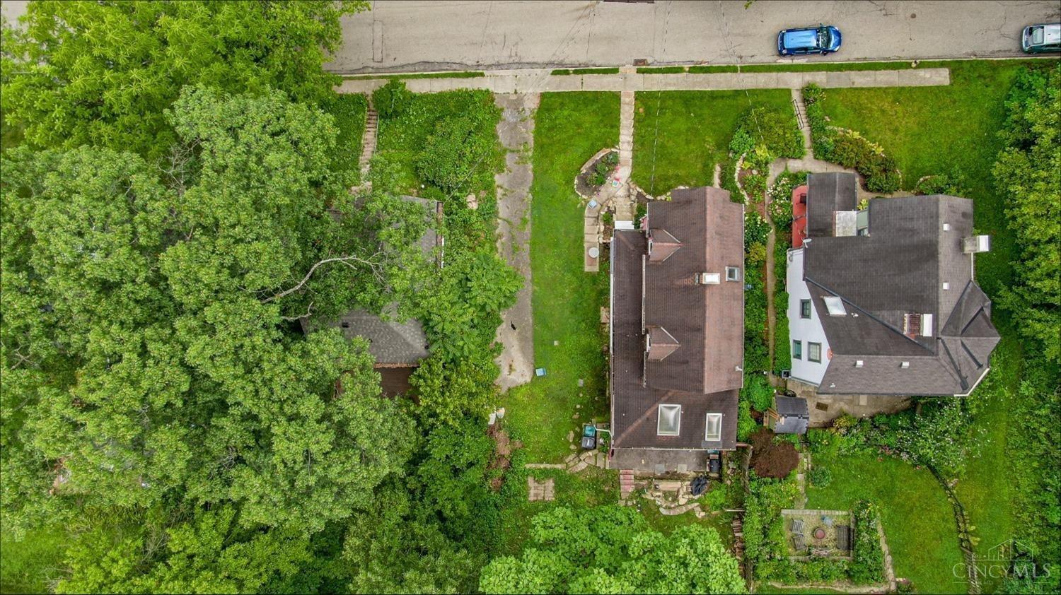 3755 Sachem Avenue