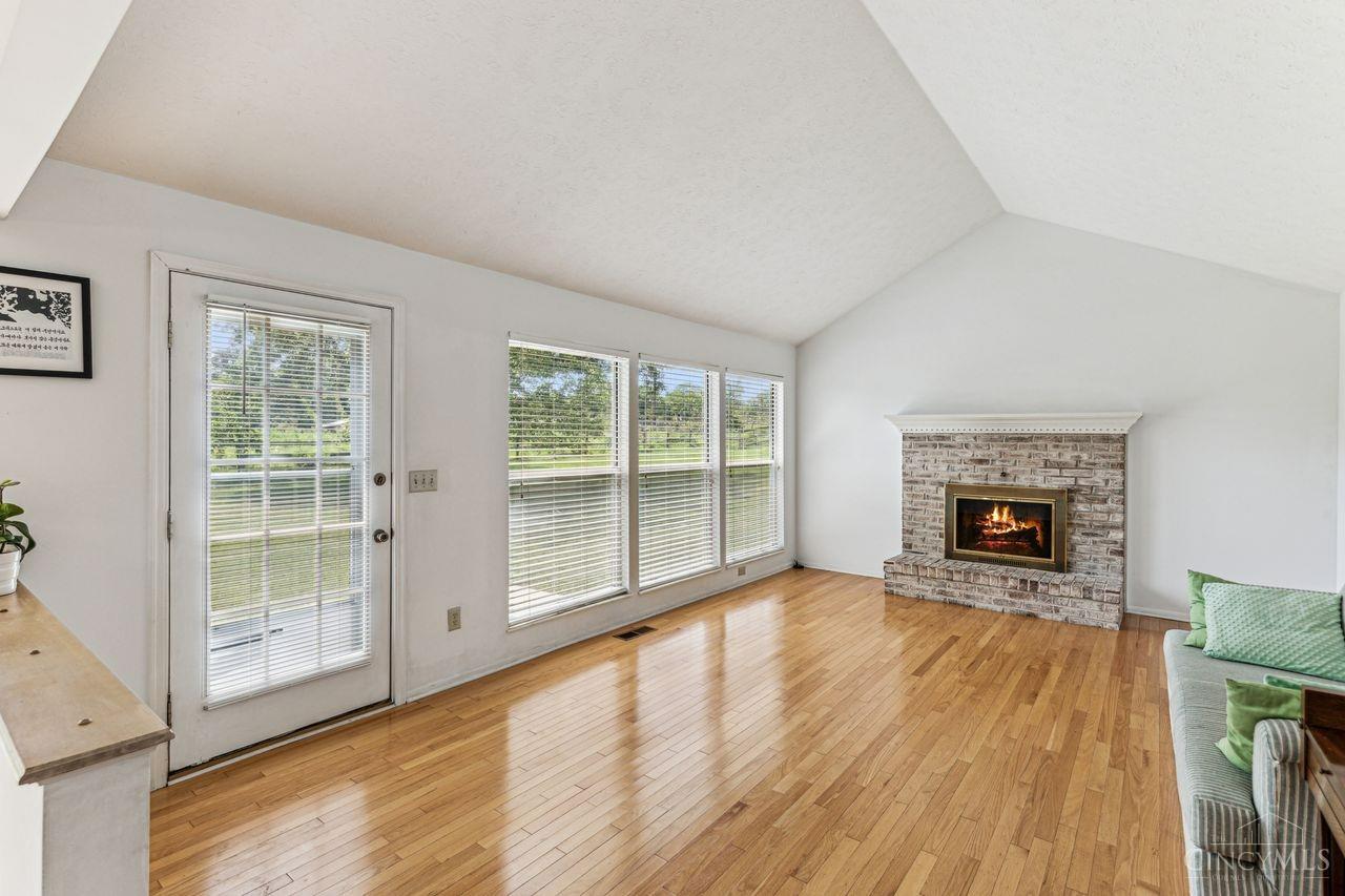 2565 Carriagegate Lane