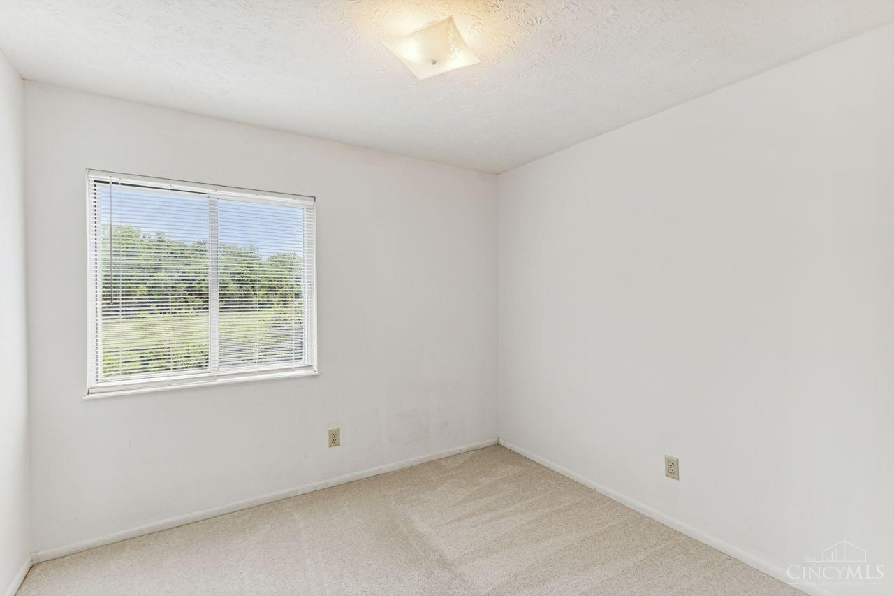 2565 Carriagegate Lane