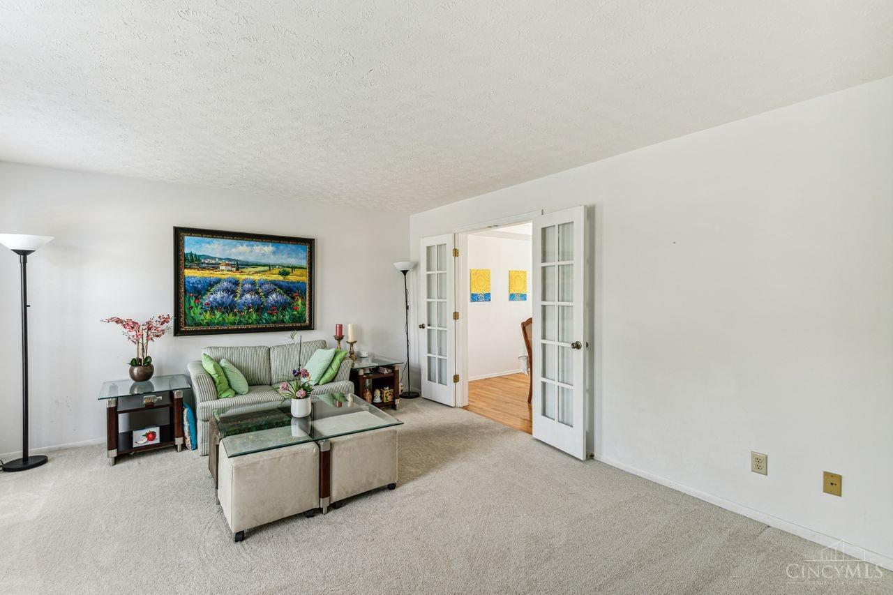 2565 Carriagegate Lane