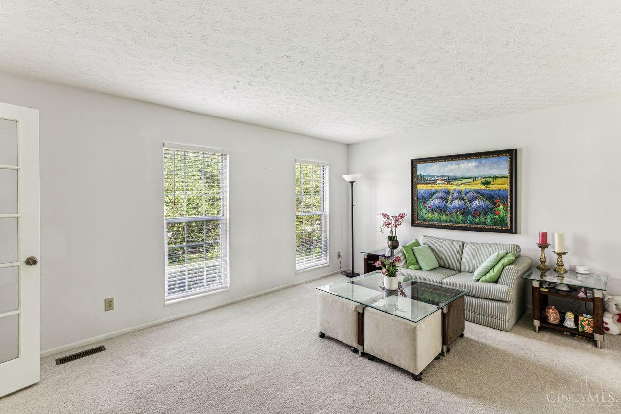 2565 Carriagegate Lane