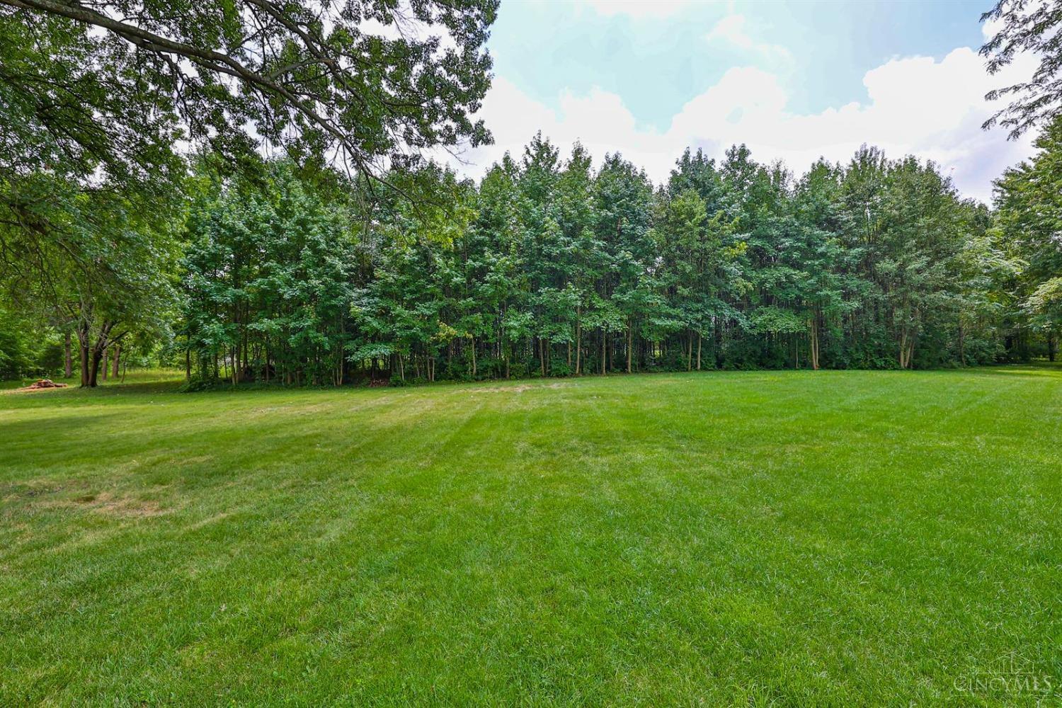 5521 Pinecrest Drive