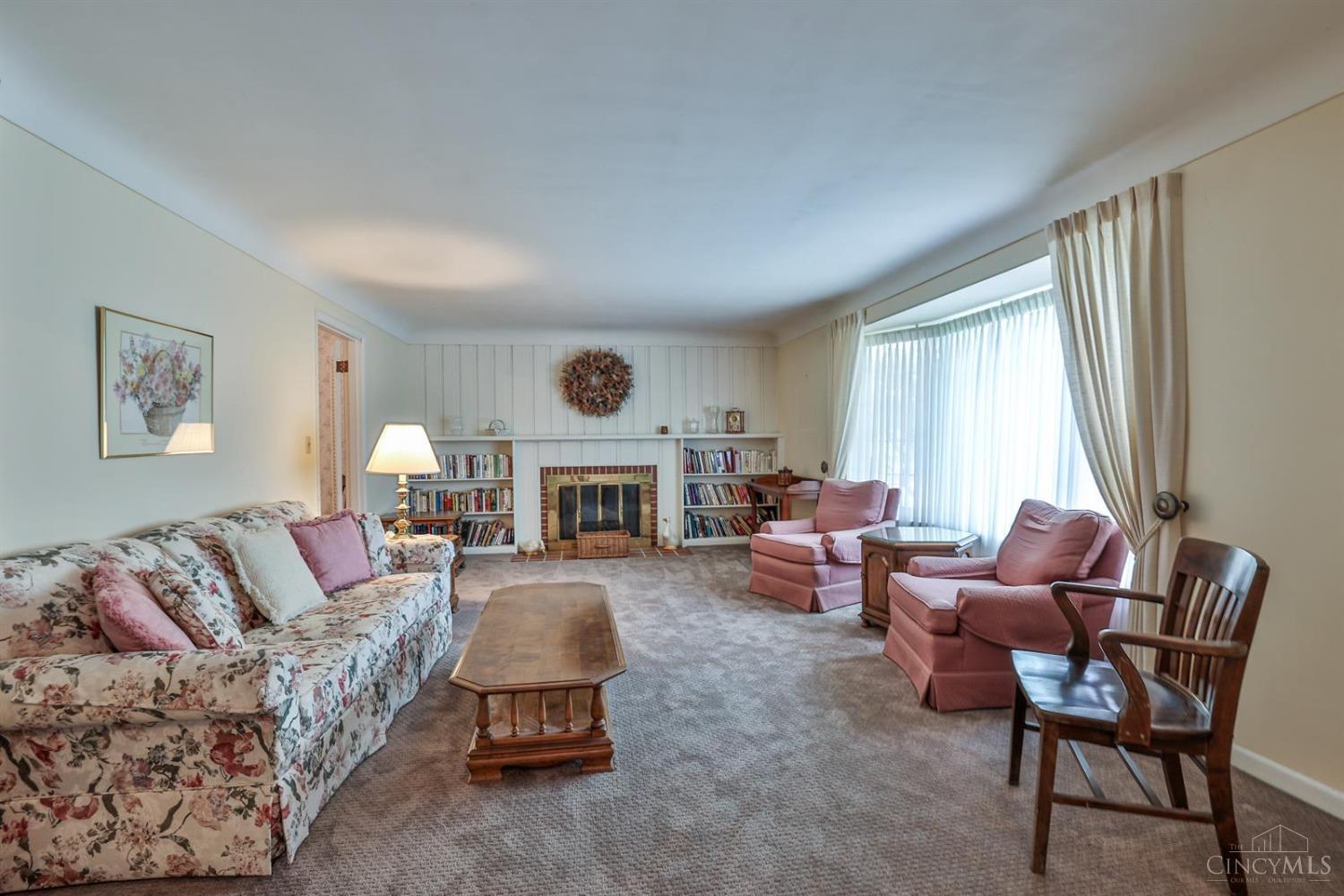 5521 Pinecrest Drive