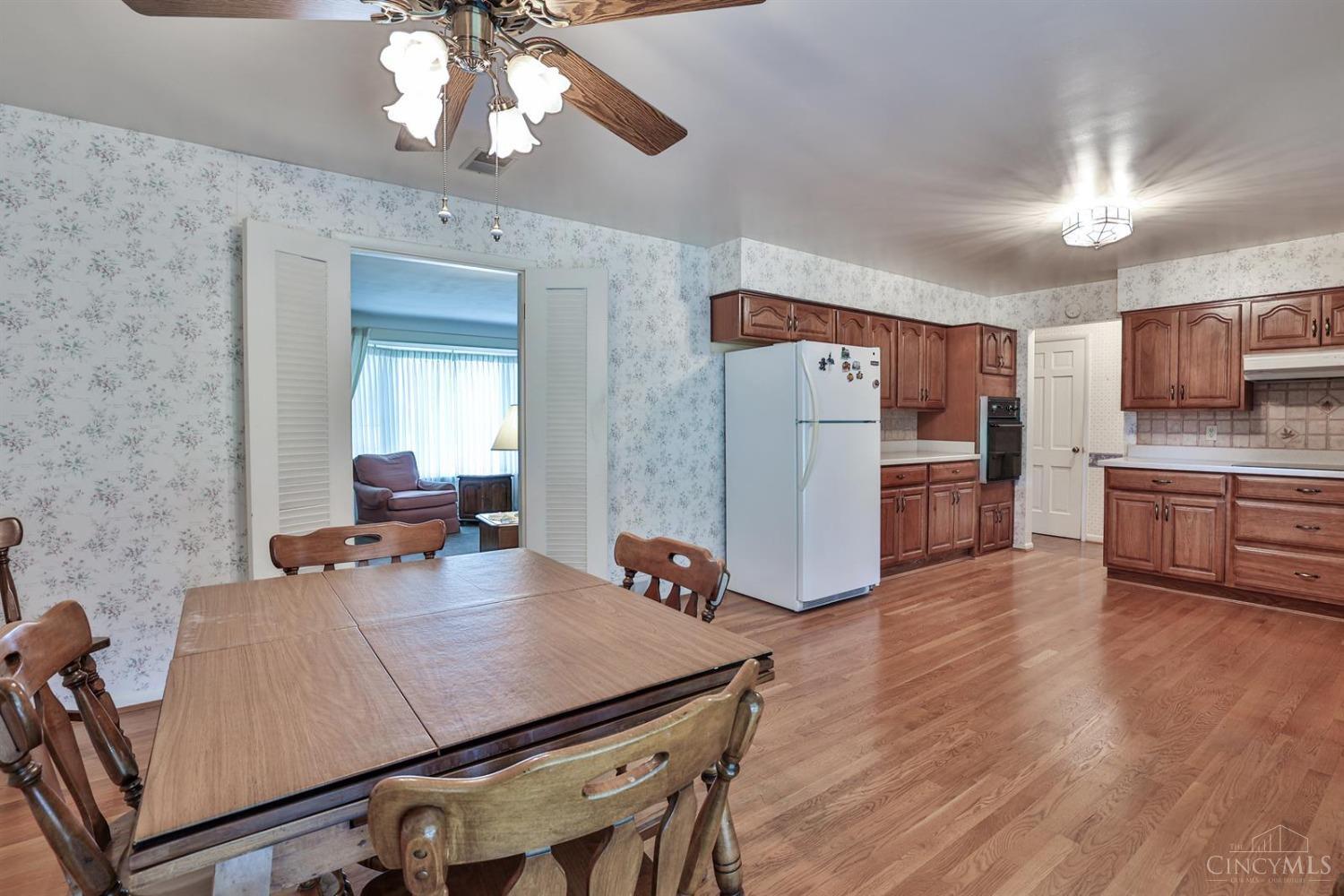 5521 Pinecrest Drive