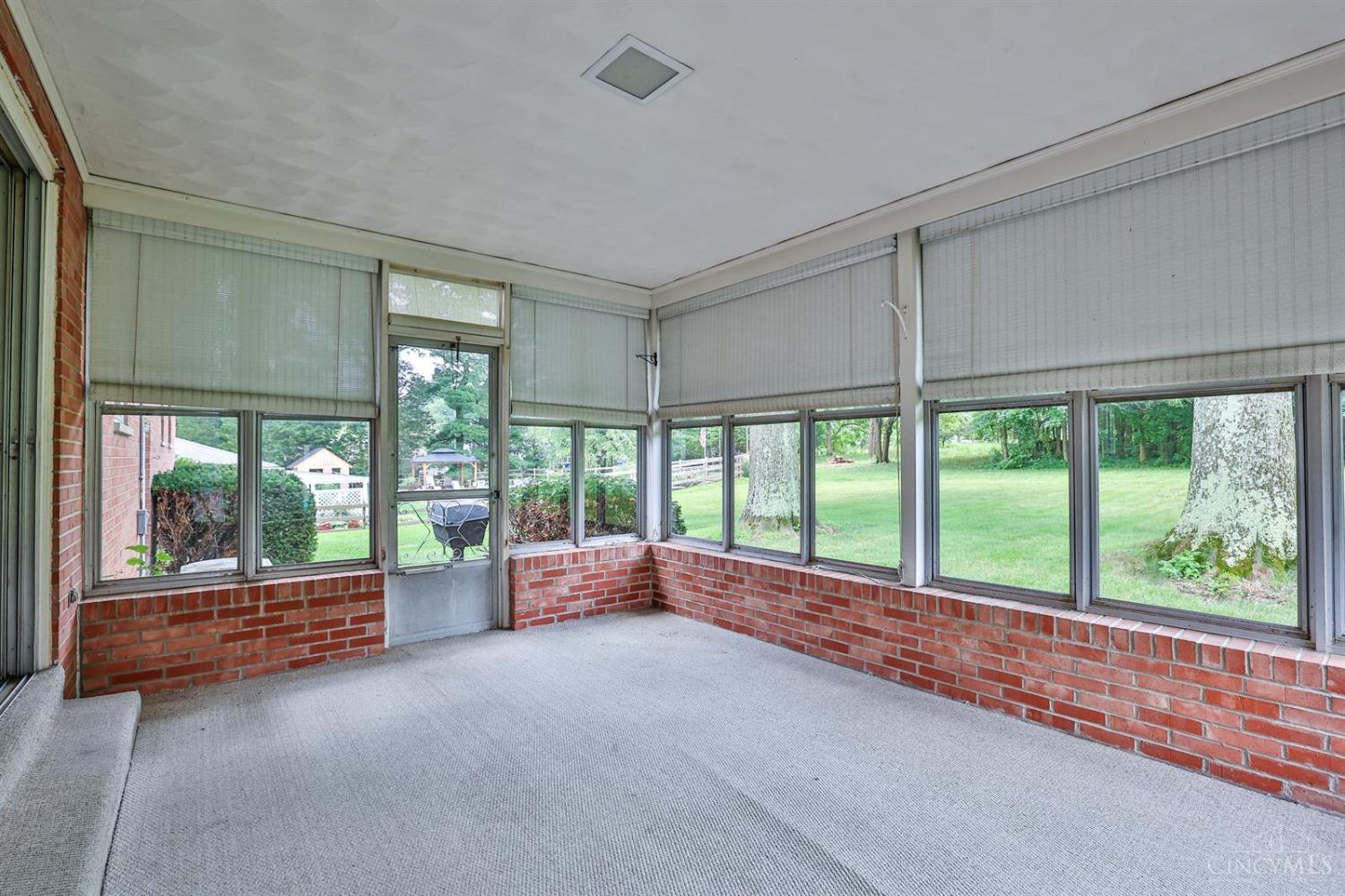 5521 Pinecrest Drive