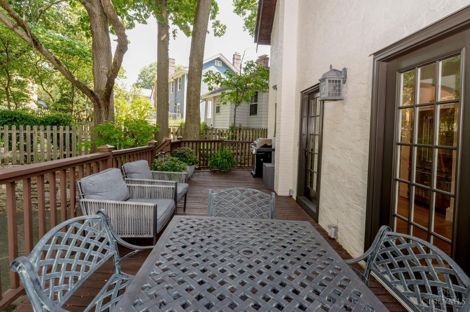 1149 Herschel Avenue