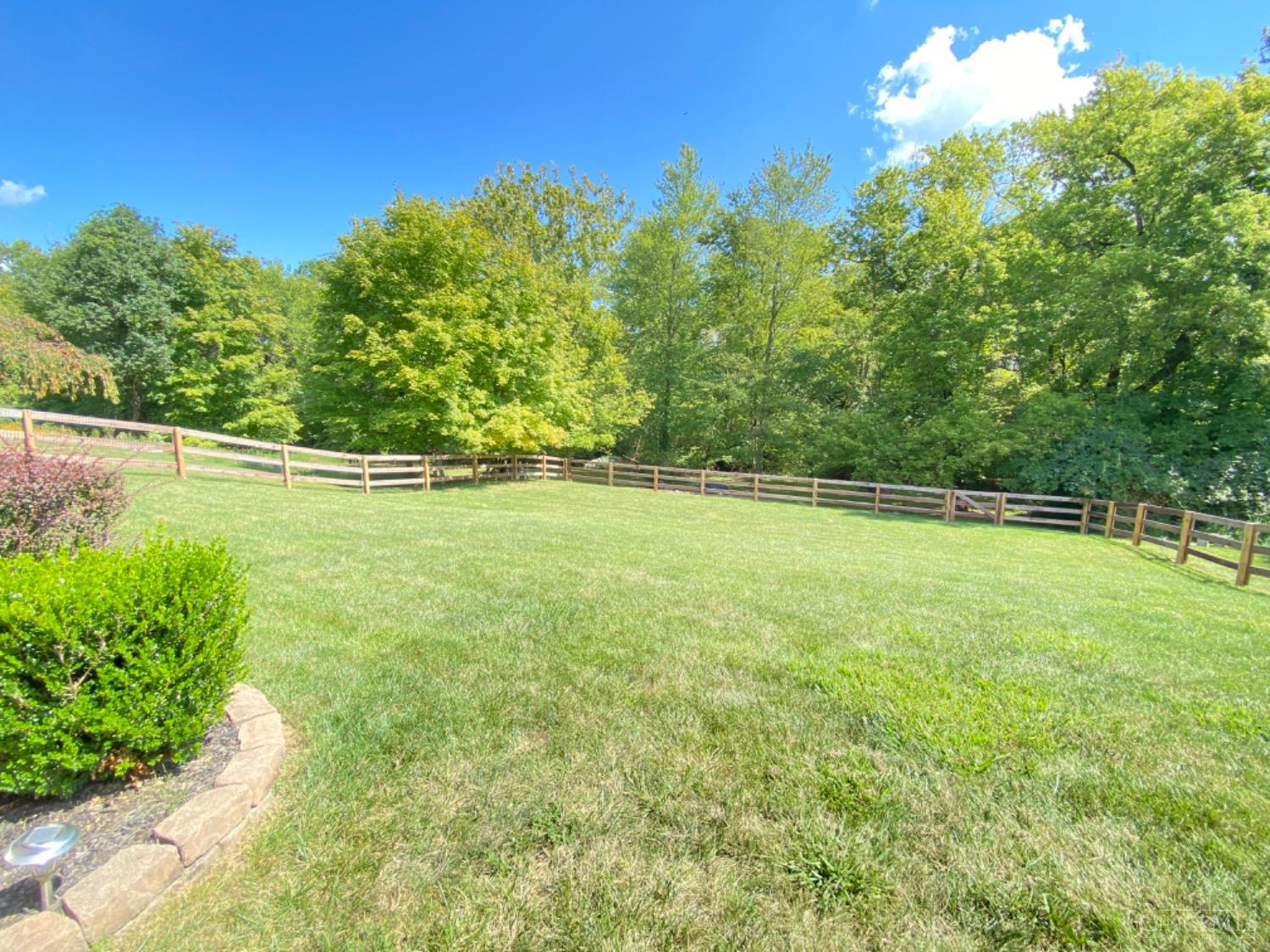 1587 Creekside Road