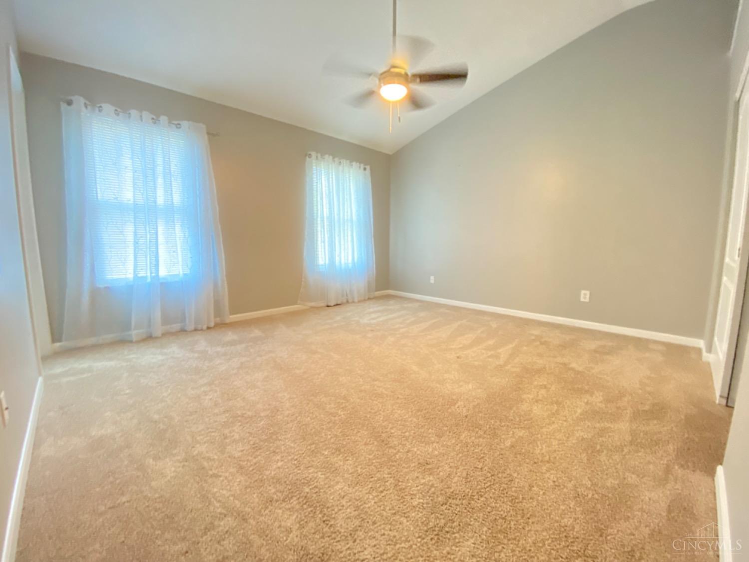 1587 Creekside Road