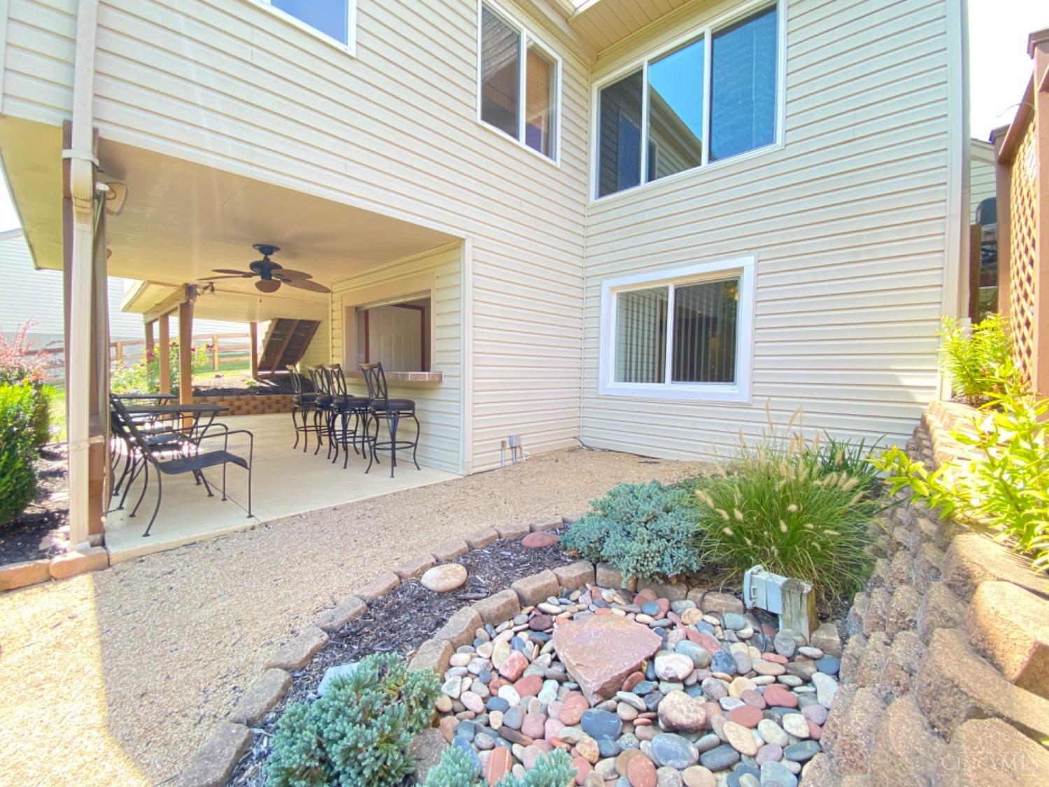 1587 Creekside Road